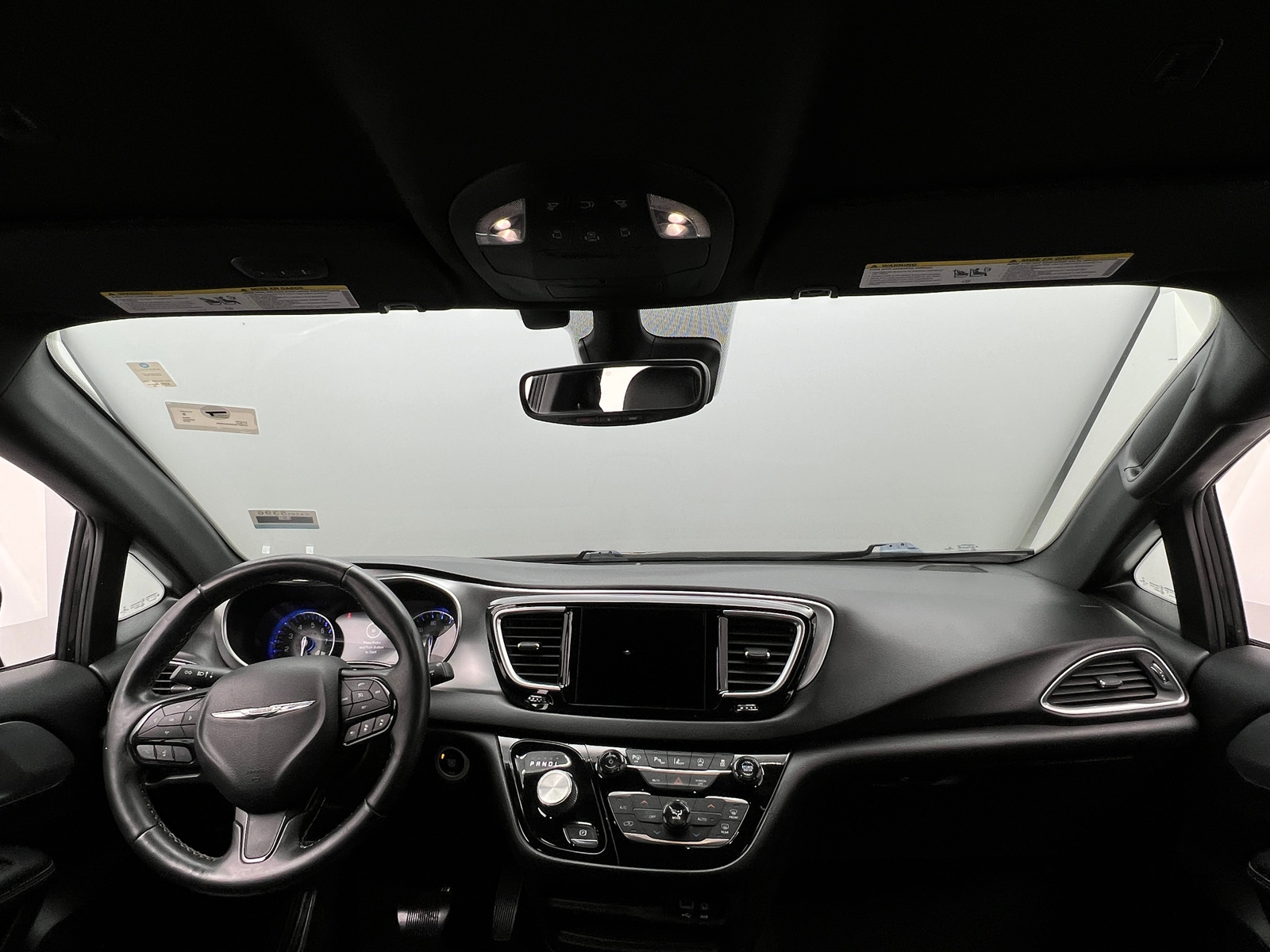 Thumbnail: 2019 Chrysler Pacifica - 2