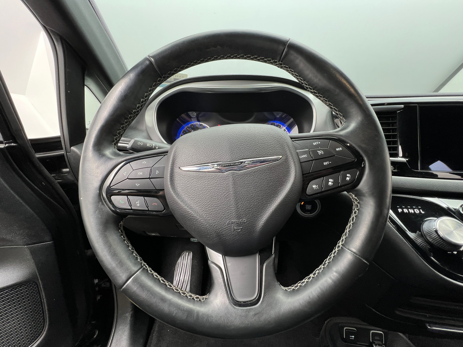 Thumbnail: 2019 Chrysler Pacifica - 4