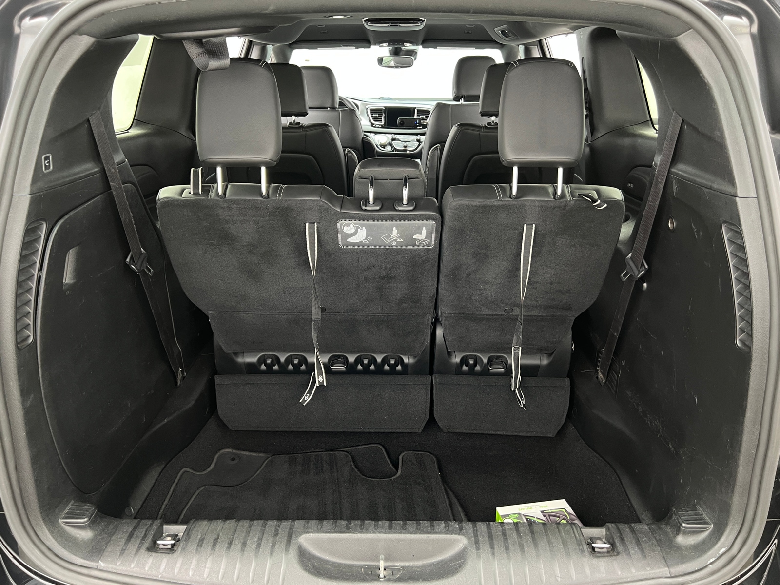 Thumbnail: 2019 Chrysler Pacifica - 6
