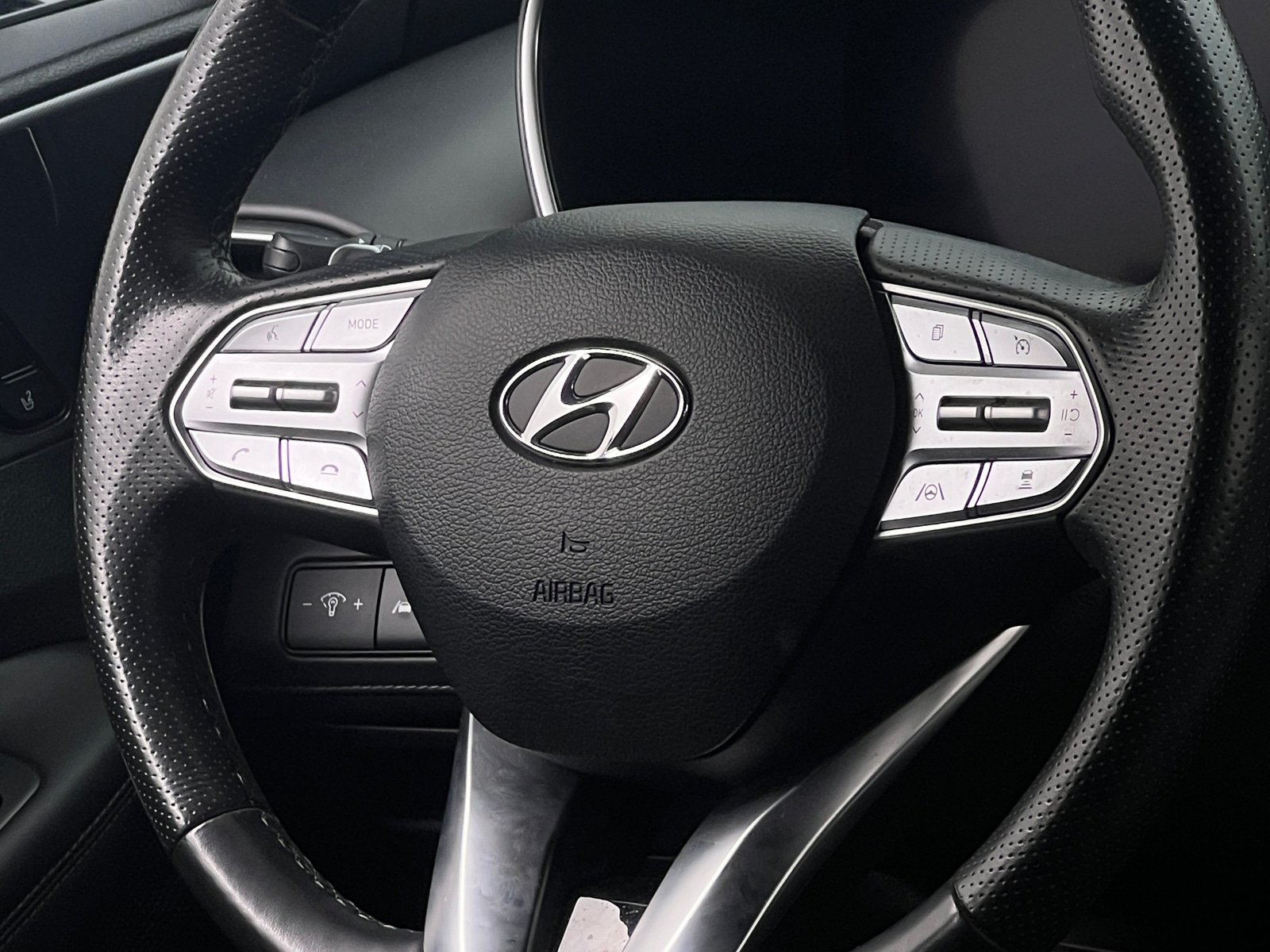 Thumbnail: 2022 Hyundai Santa Fe - 5