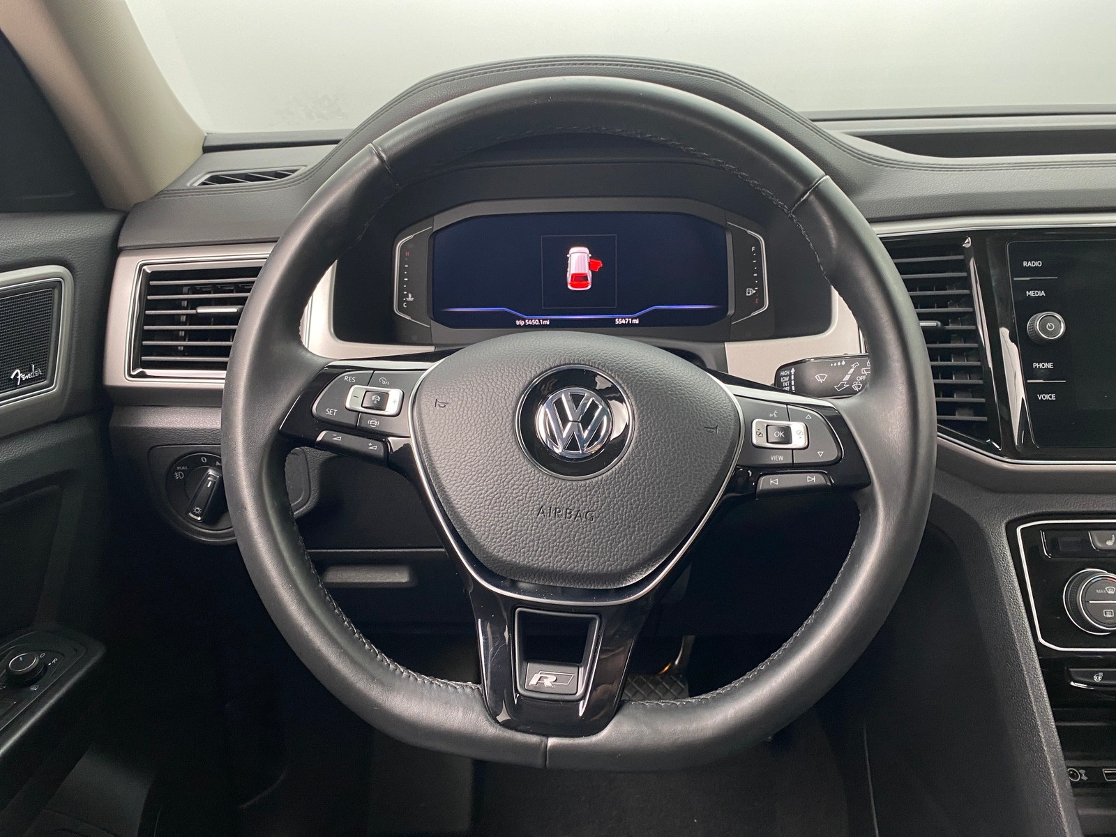 Thumbnail: 2019 Volkswagen Atlas - 4