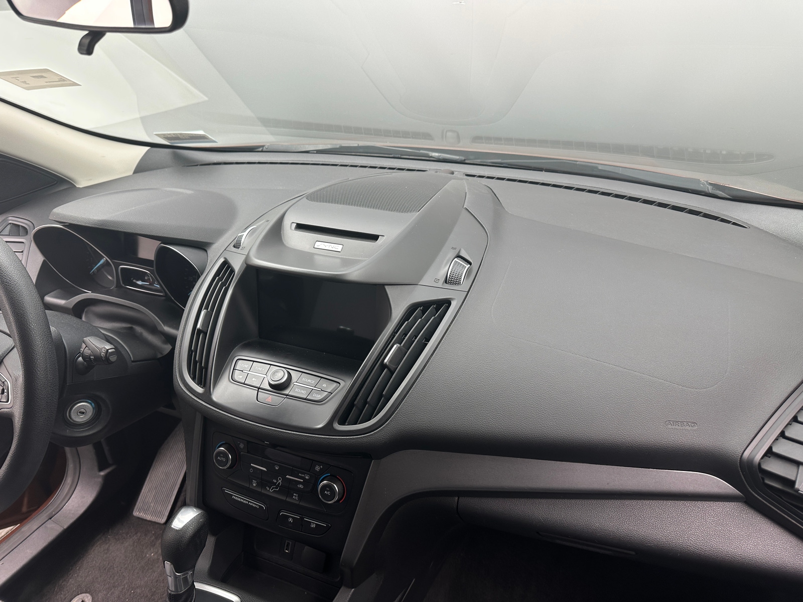 Thumbnail: 2017 Ford Escape - 3