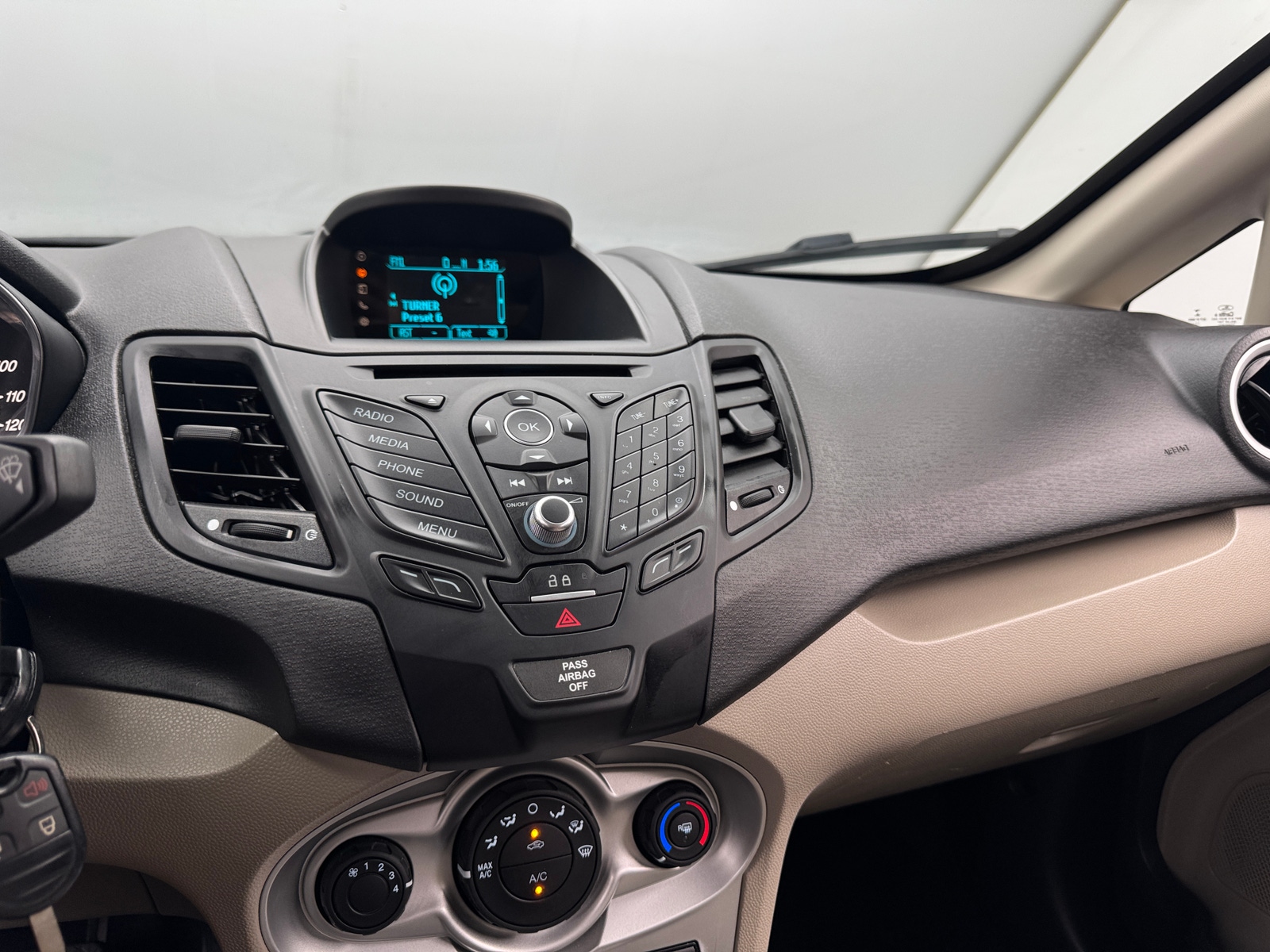 Thumbnail: 2017 Ford Fiesta - 4