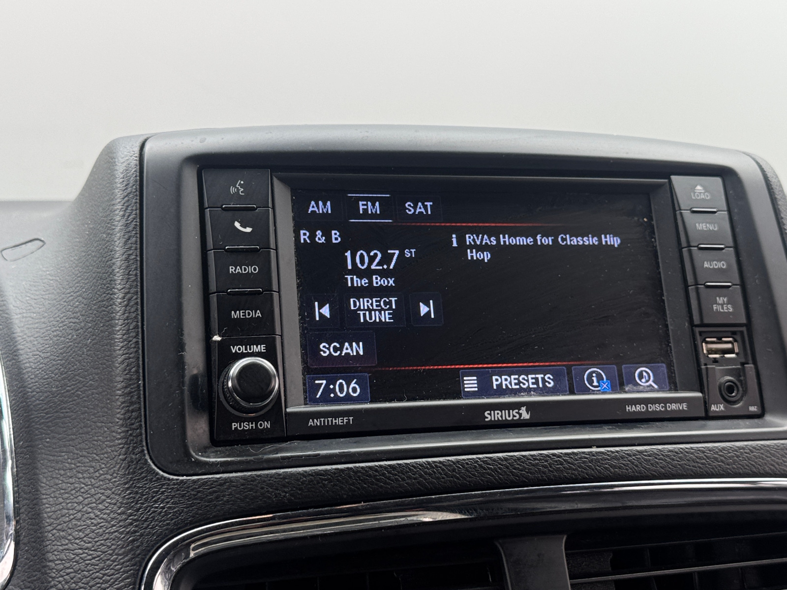 Thumbnail: 2019 Dodge Grand Caravan - 3