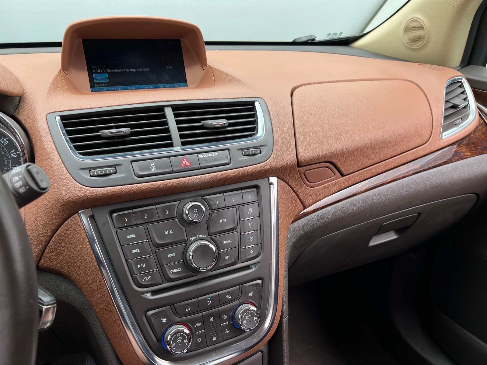 Thumbnail: 2013 Buick Encore - 3