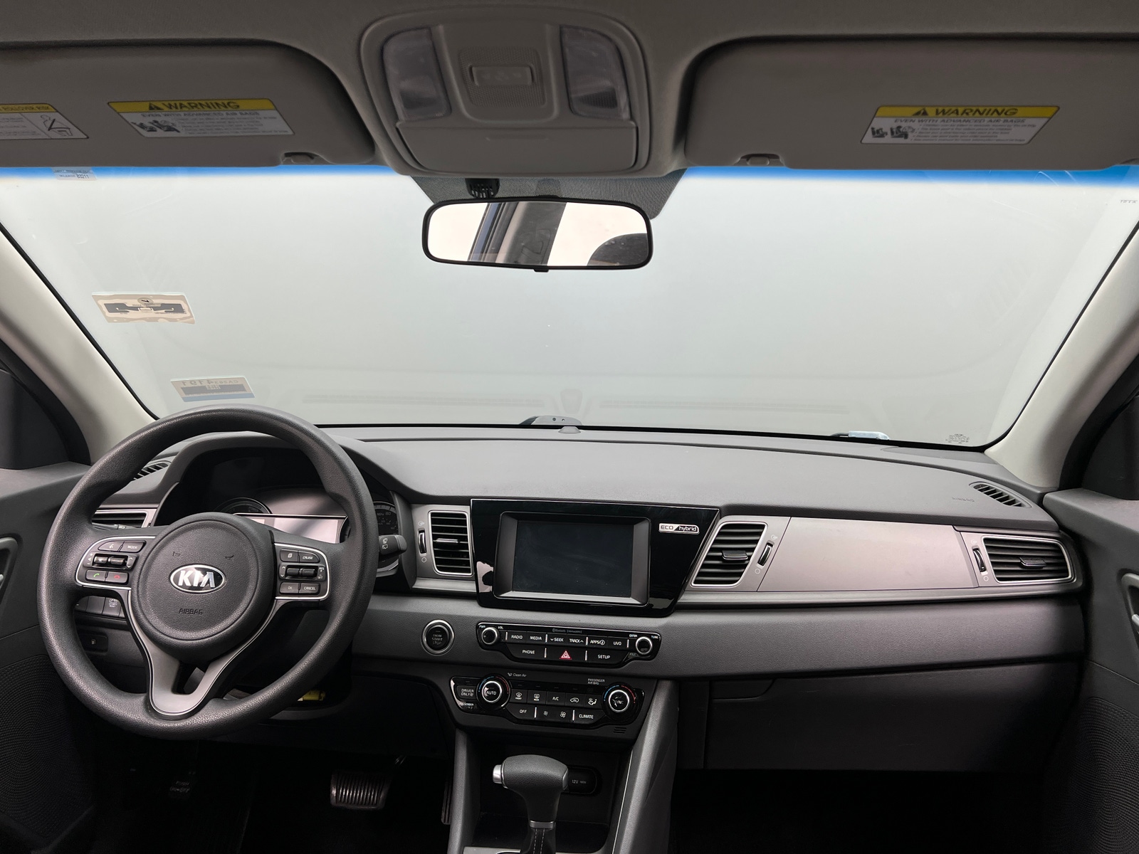 Thumbnail: 2018 Kia Niro - 3