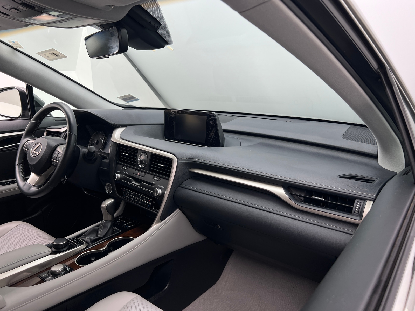 Thumbnail: 2017 Lexus RX - 3