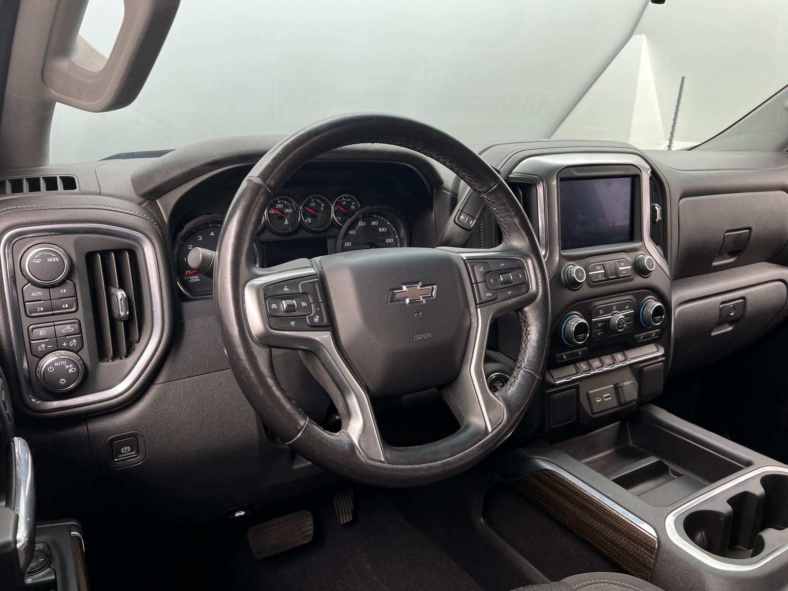 Thumbnail: 2021 Chevrolet Silverado 1500 - 5