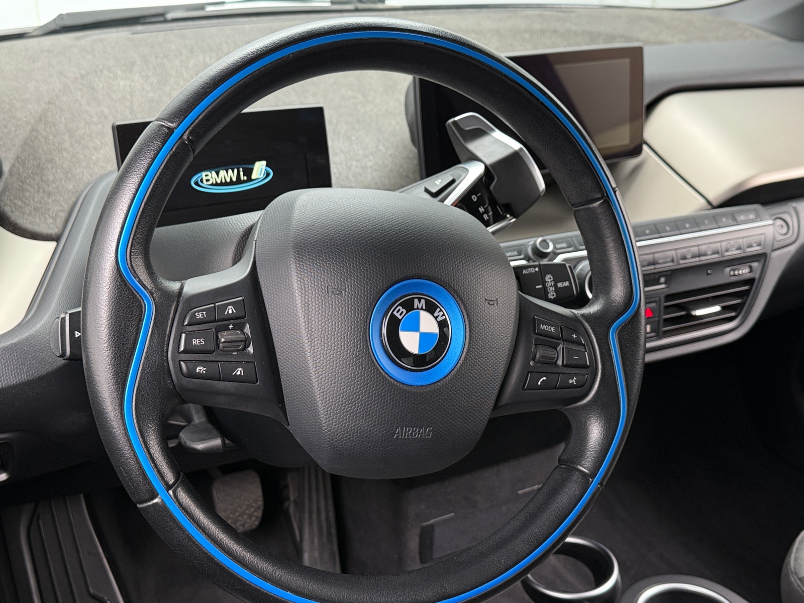 Thumbnail: 2018 BMW i3 - 5