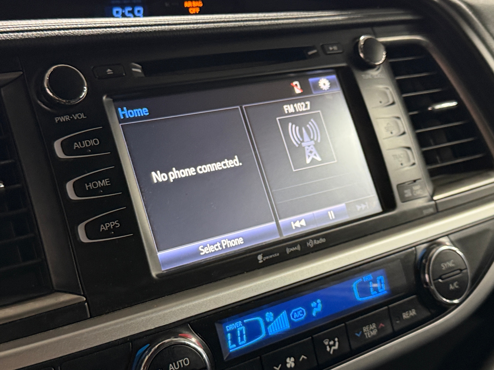 Thumbnail: 2019 Toyota Highlander - 3