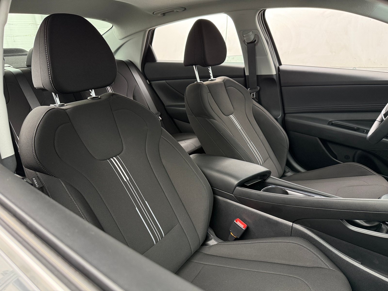 Thumbnail: 2025 Hyundai Elantra - 2
