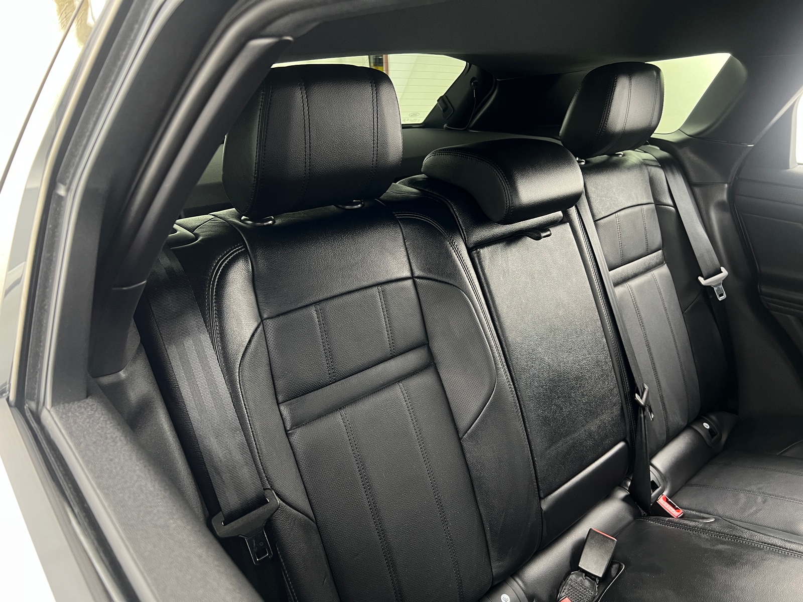 Thumbnail: 2021 Land Rover Range Rover Evoque - 6