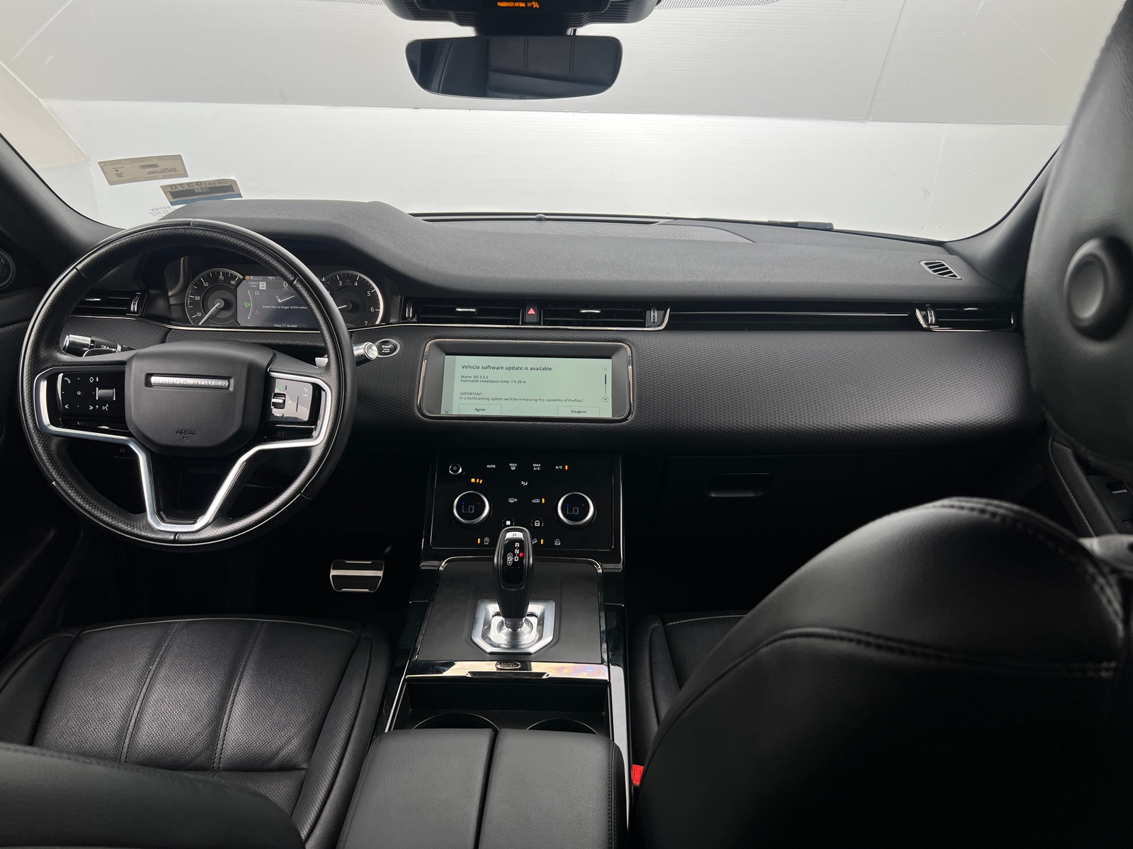 Thumbnail: 2021 Land Rover Range Rover Evoque - 3
