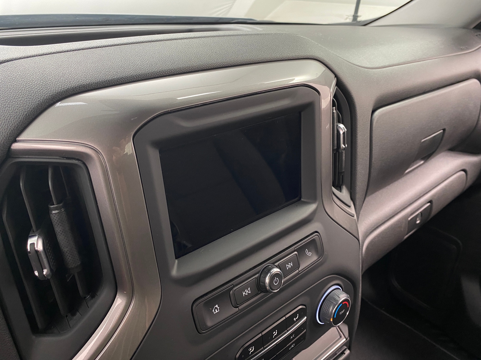 Thumbnail: 2024 Chevrolet Silverado 1500 - 4
