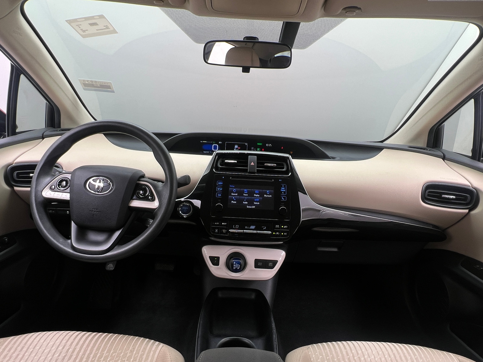 Thumbnail: 2016 Toyota Prius - 3