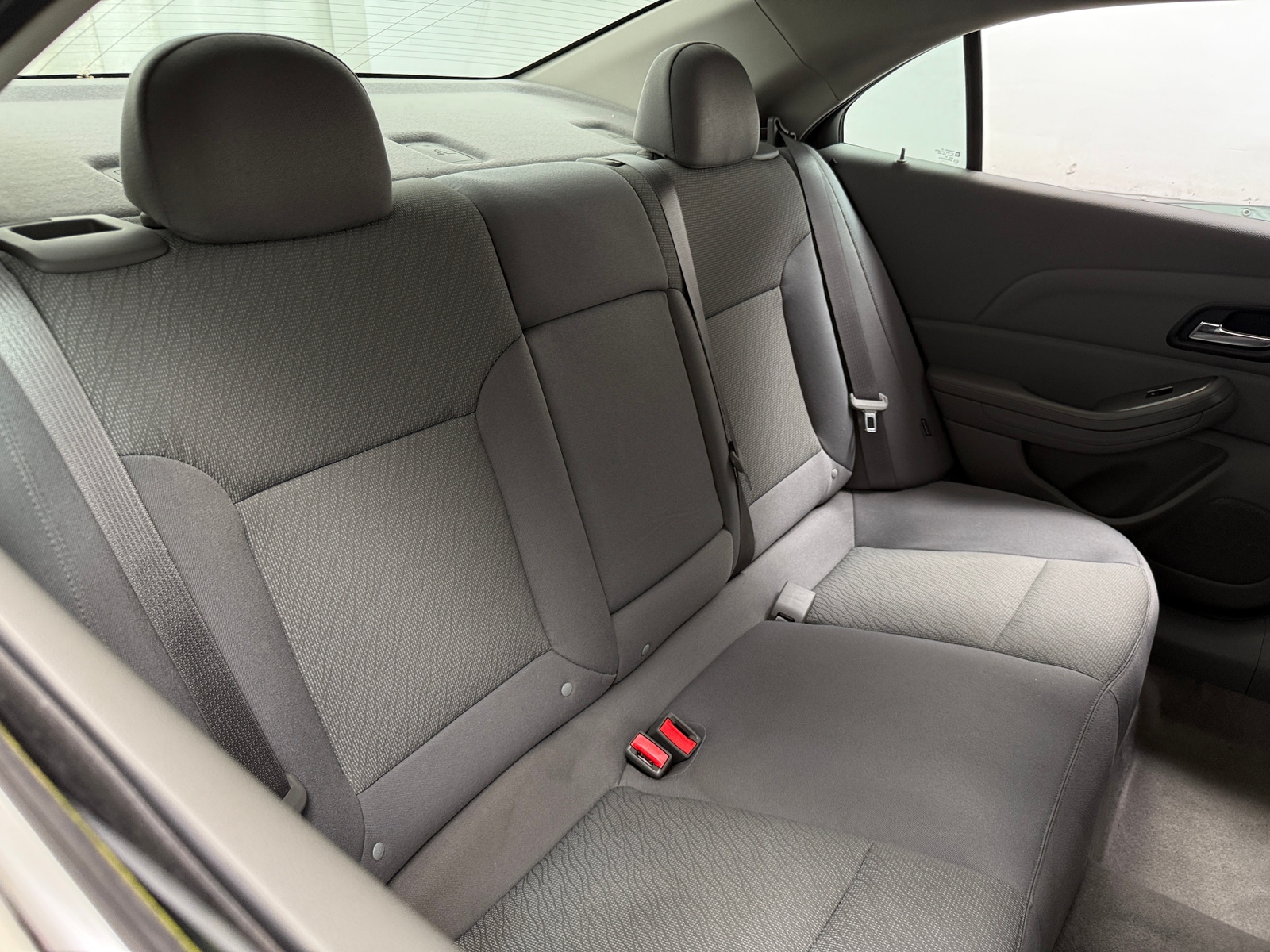 Thumbnail: 2015 Chevrolet Malibu - 6