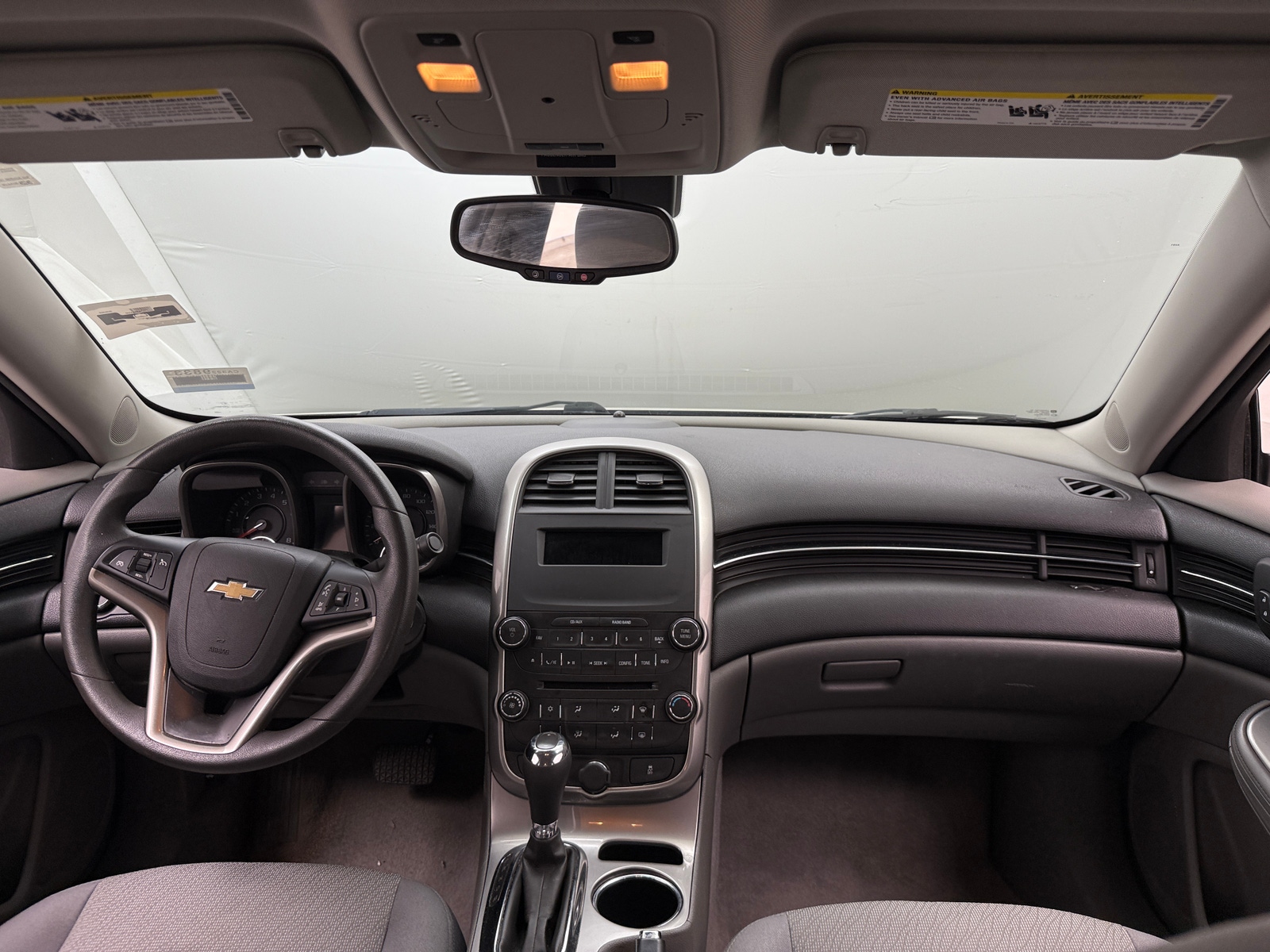 Thumbnail: 2015 Chevrolet Malibu - 3