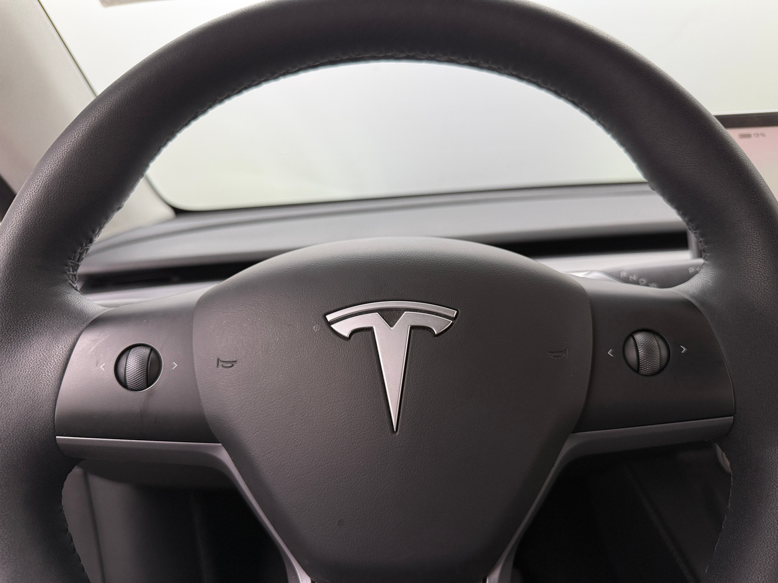 Thumbnail: 2023 Tesla Model Y - 4