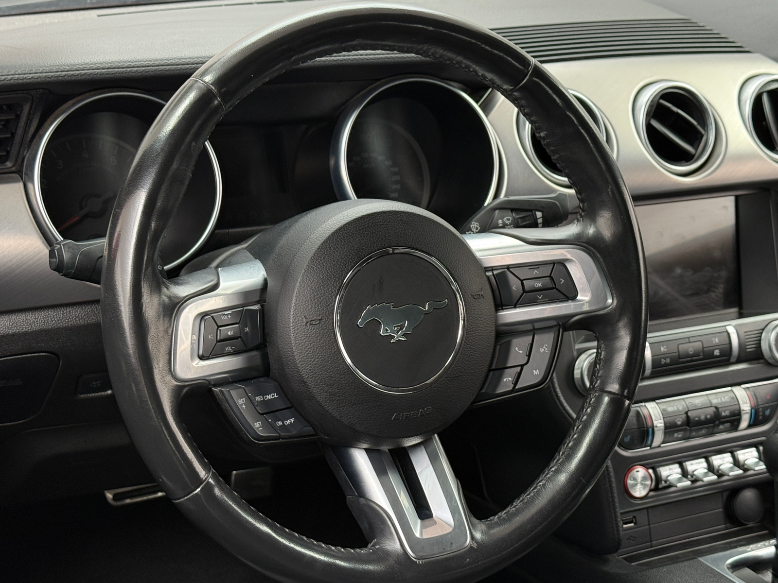 Thumbnail: 2023 Ford Mustang - 5