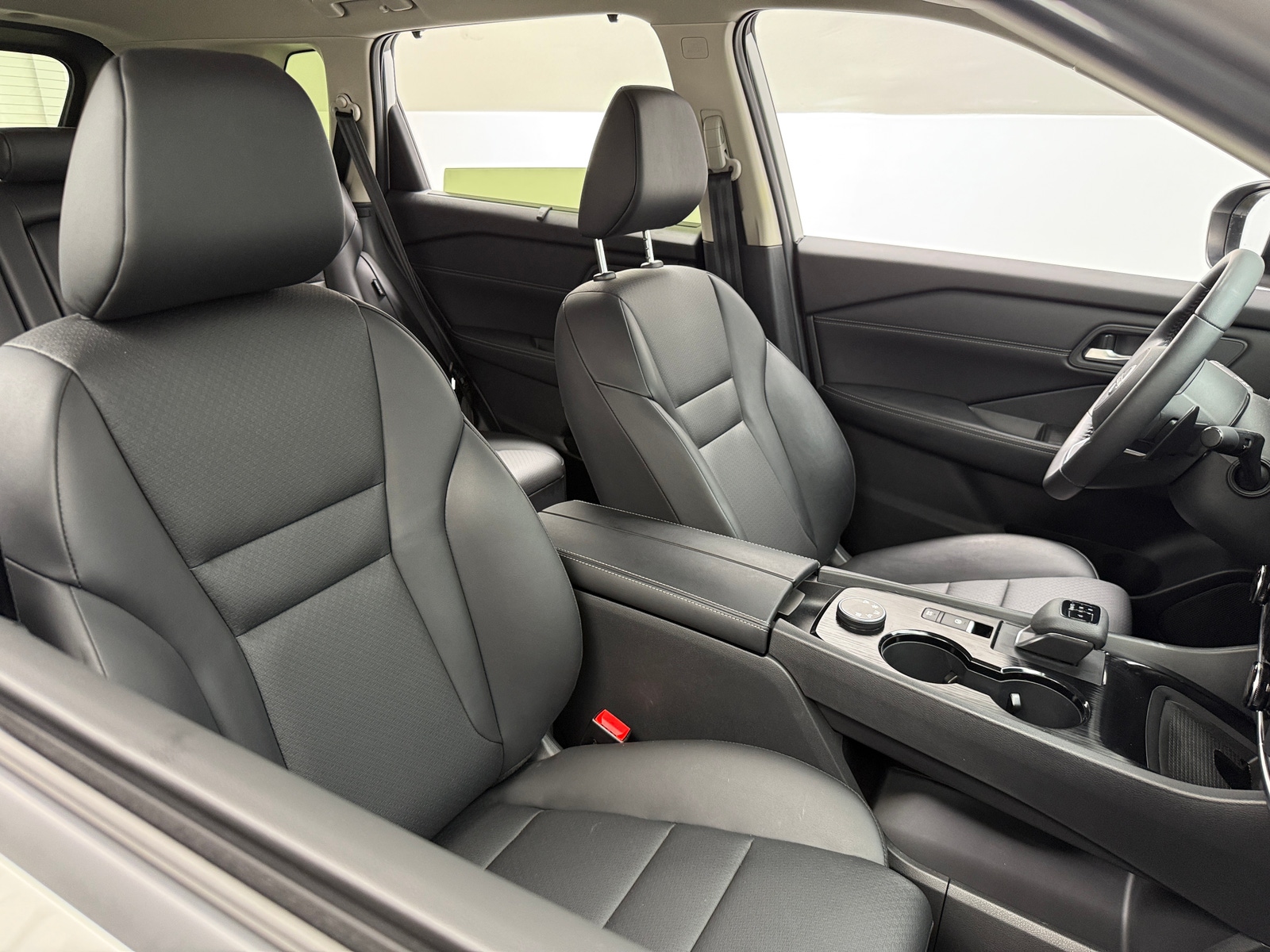 Thumbnail: 2024 Nissan Rogue - 2