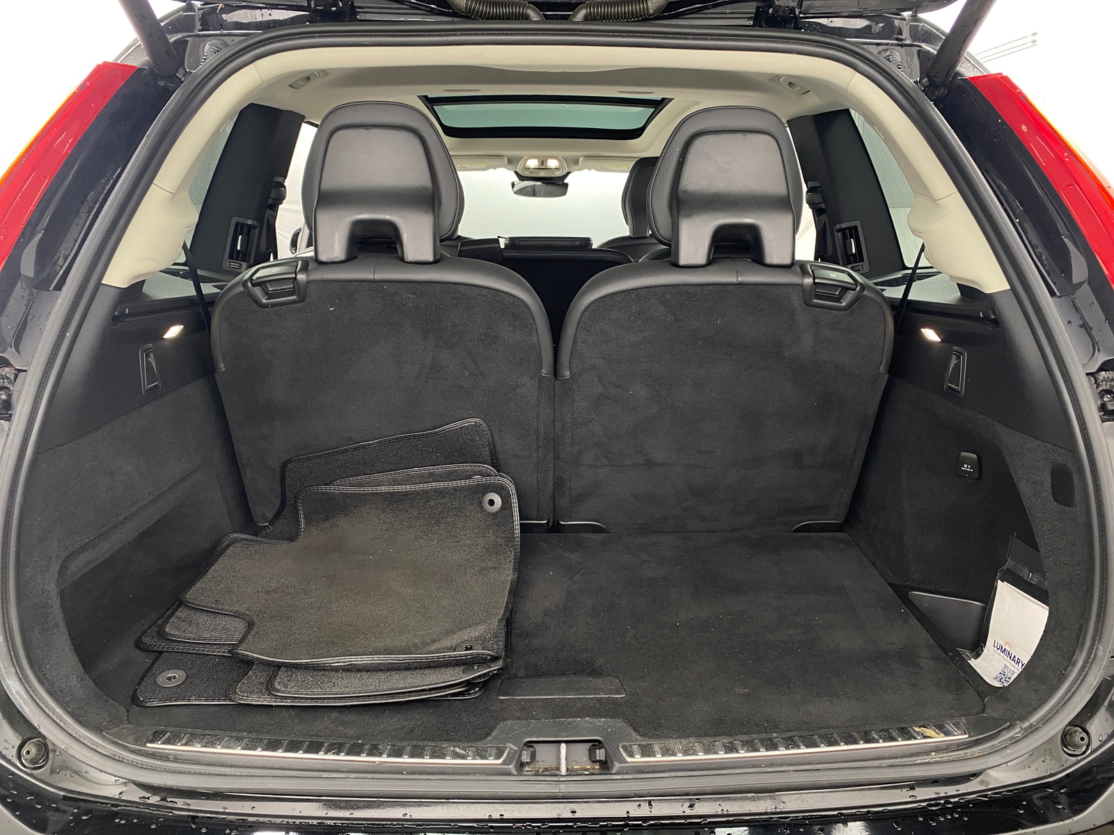 Thumbnail: 2023 Volvo XC90 - 6