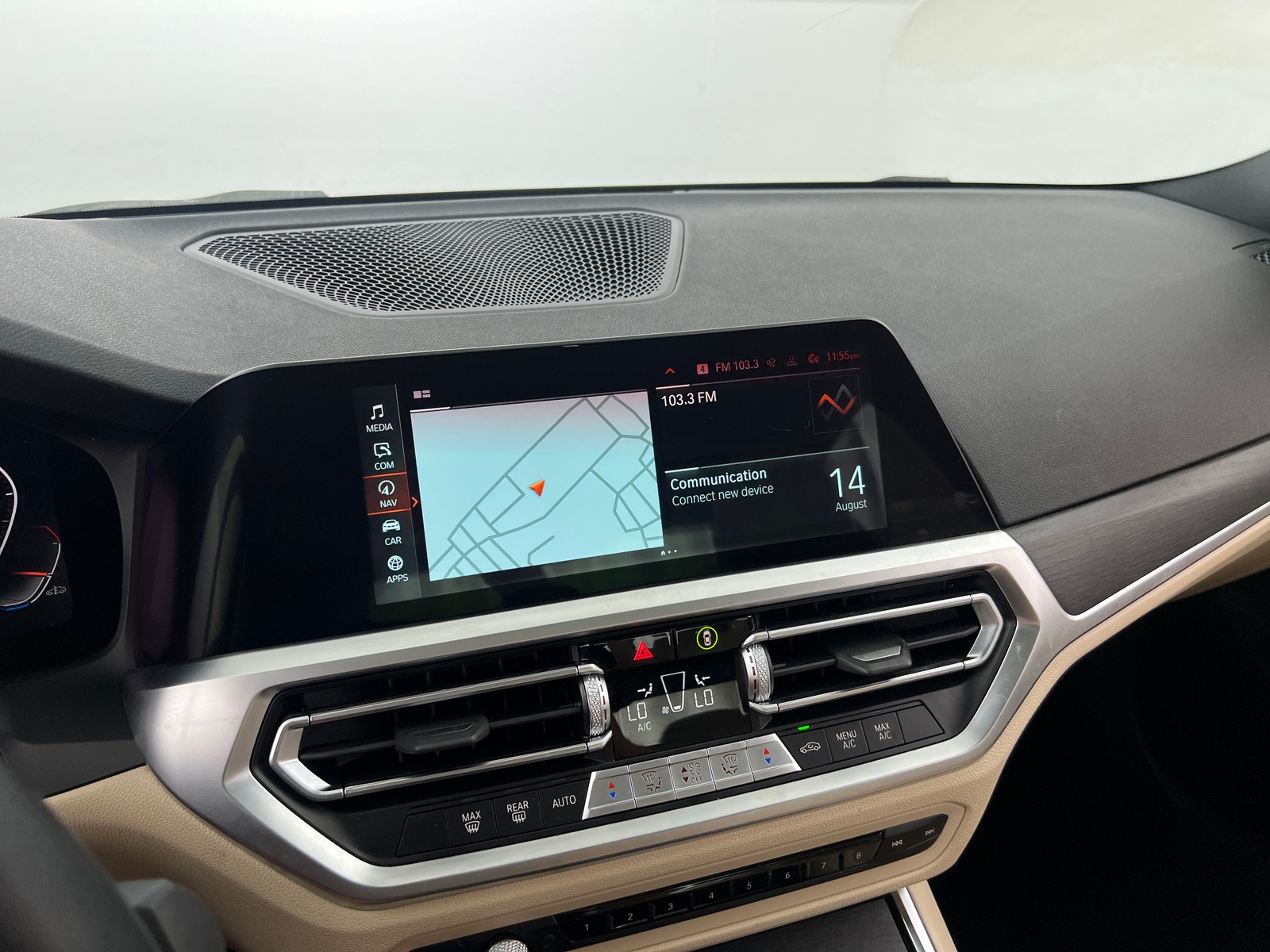 Thumbnail: 2022 BMW 3 Series - 3