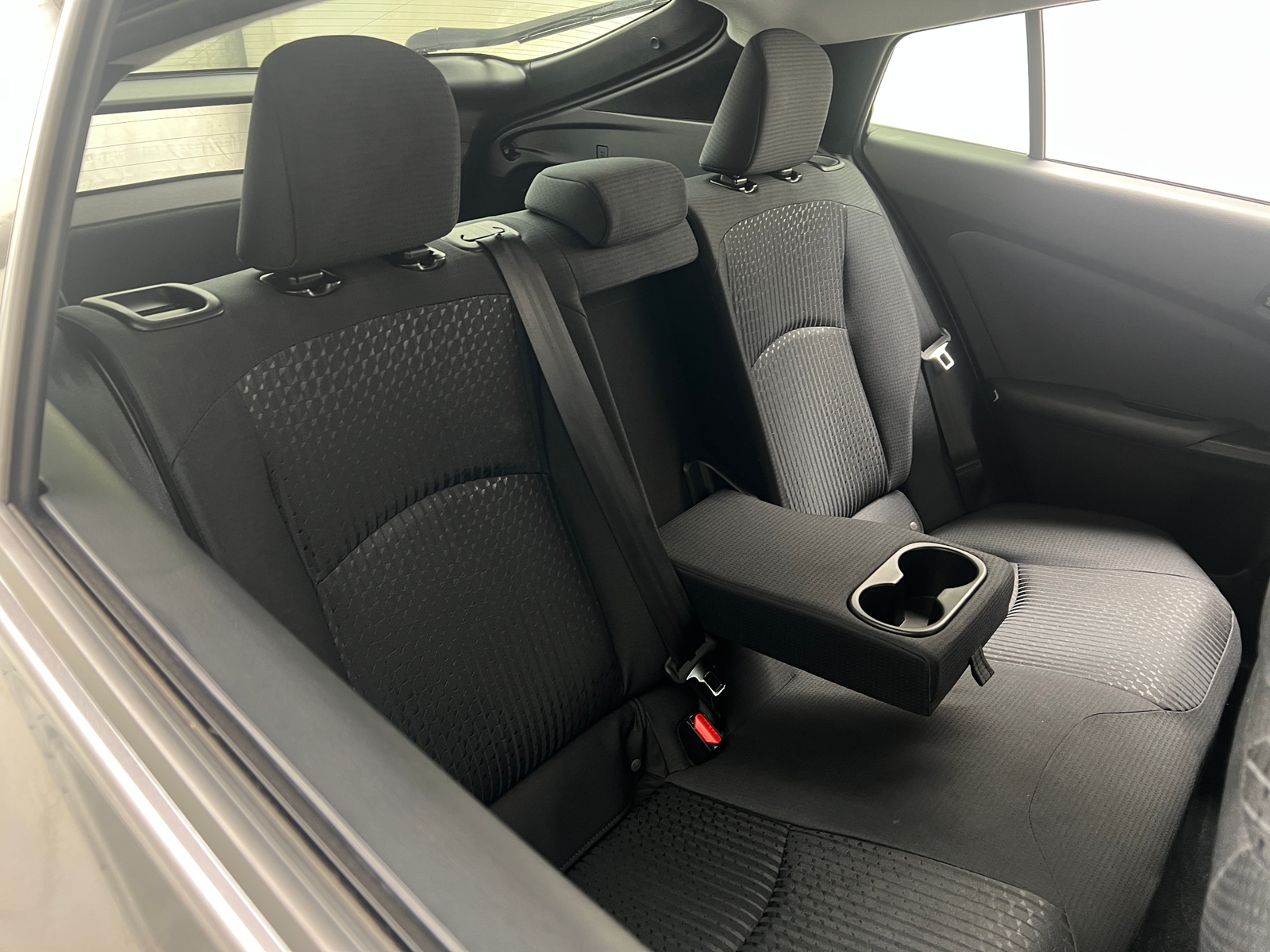 Thumbnail: 2016 Toyota Prius - 6