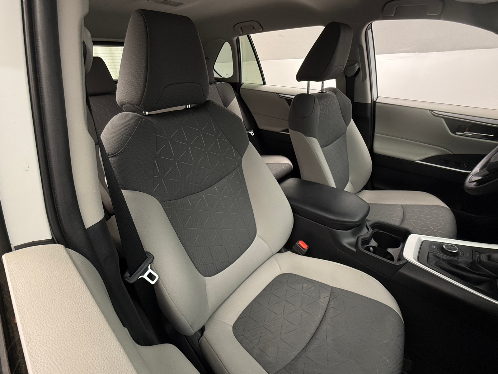 Thumbnail: 2021 Toyota RAV4 - 2