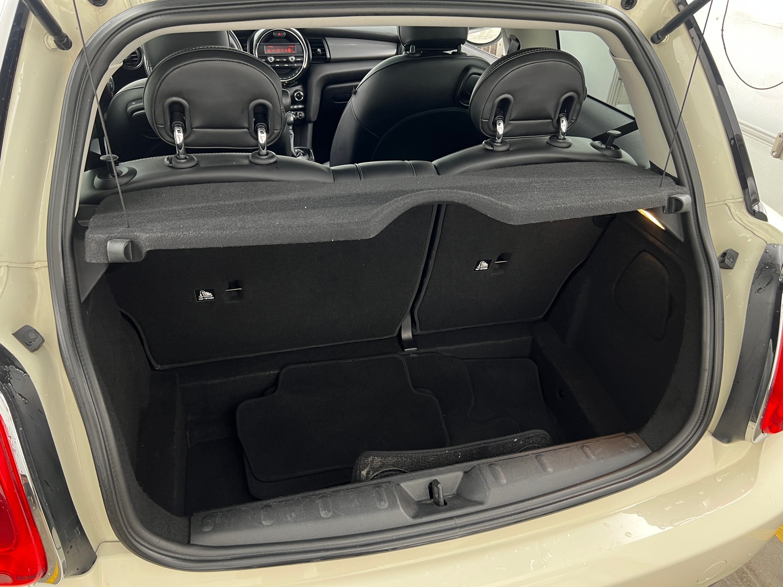Thumbnail: 2015 MINI Cooper Hardtop - 5