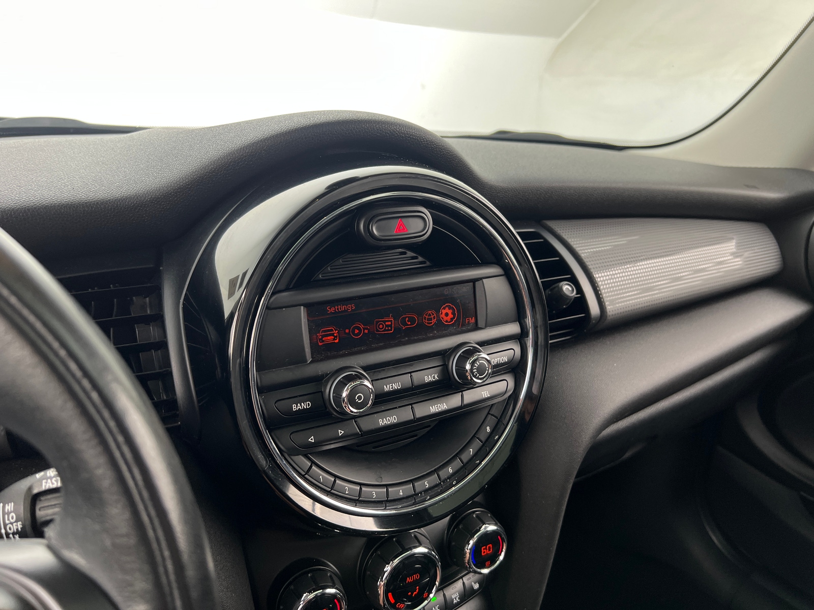 Thumbnail: 2015 MINI Cooper Hardtop - 2