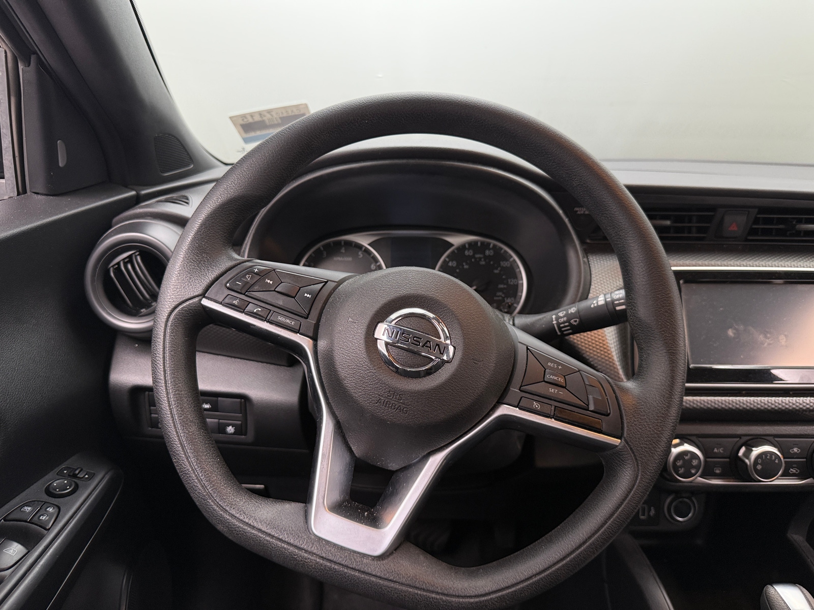 Thumbnail: 2020 Nissan Kicks - 5