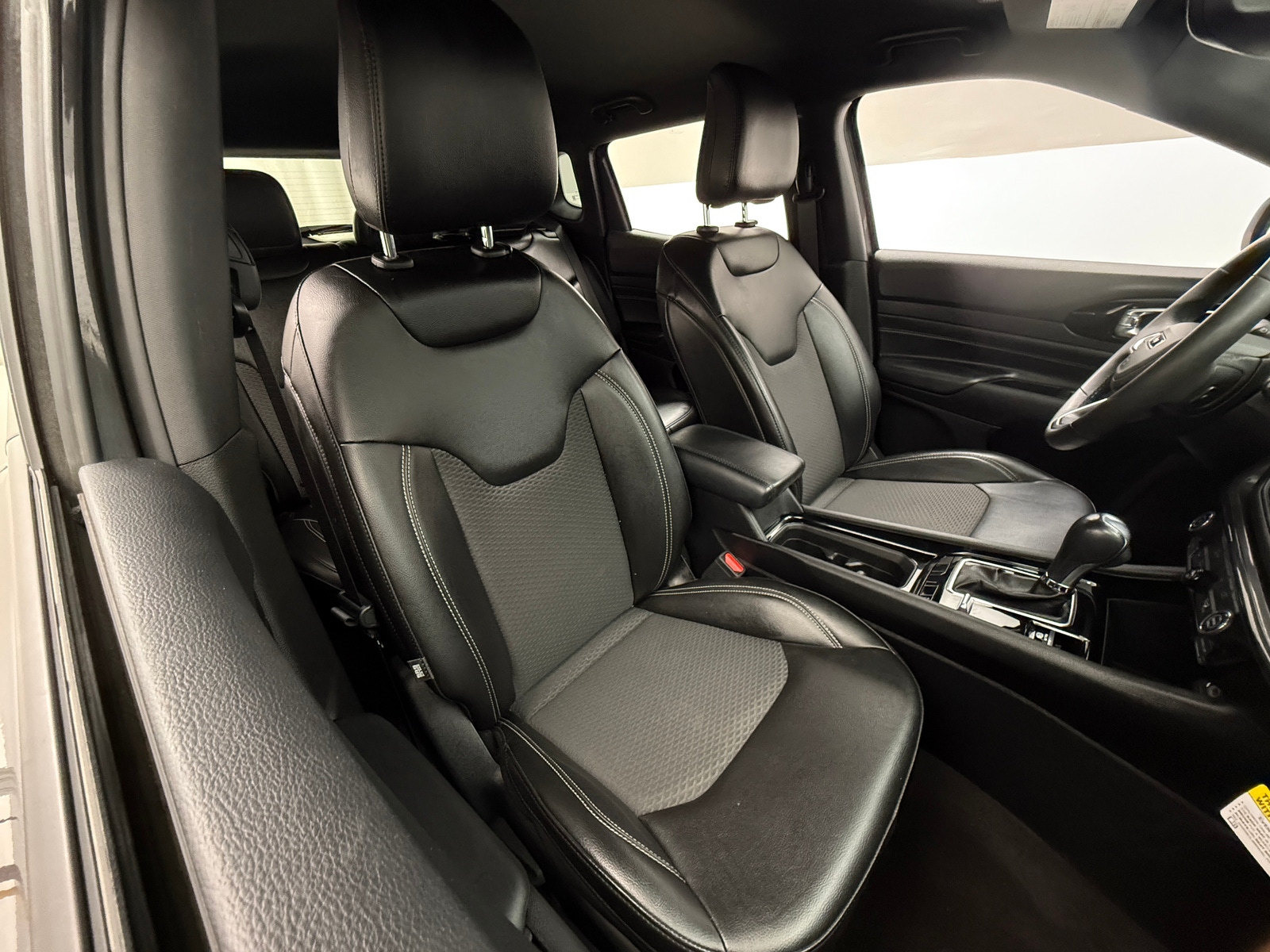 Thumbnail: 2023 Jeep Compass - 2