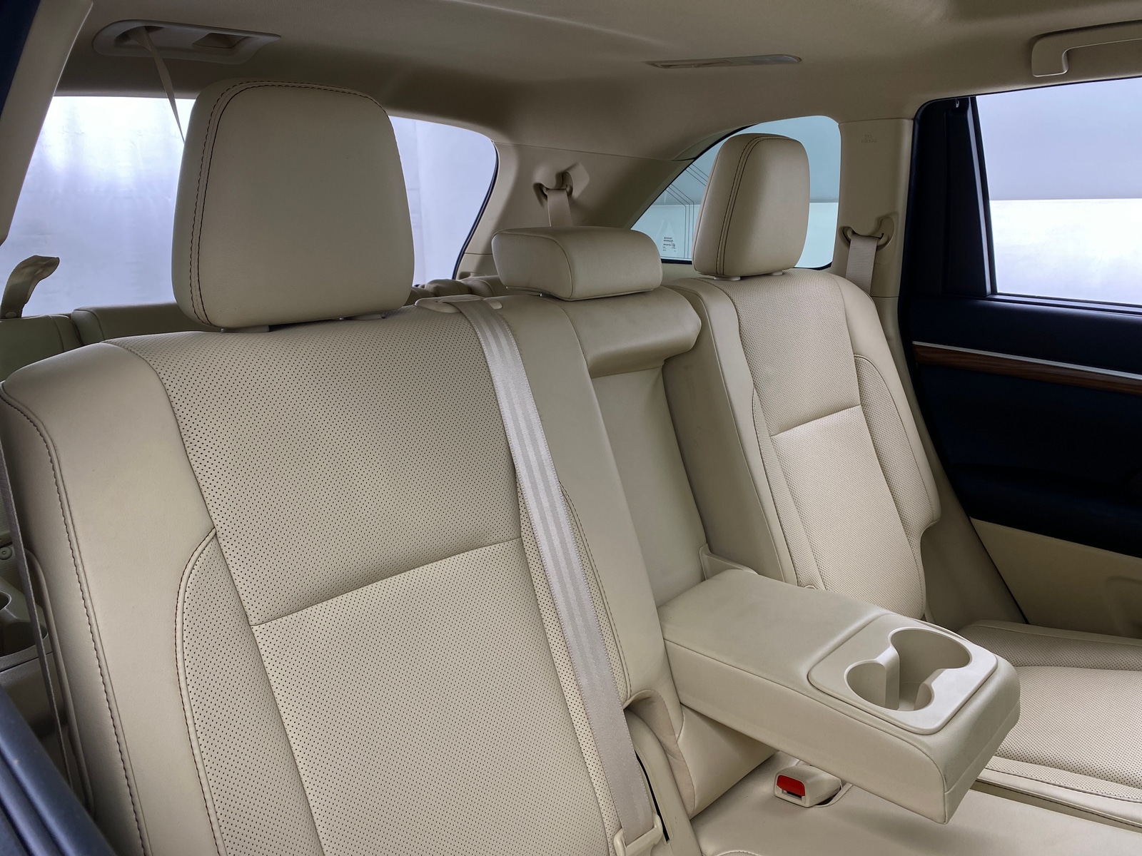 Thumbnail: 2019 Toyota Highlander - 5