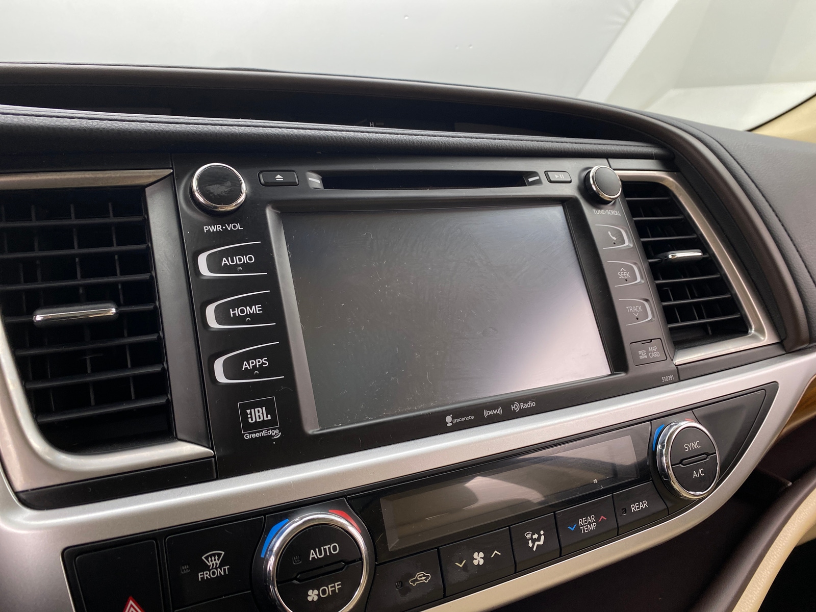 Thumbnail: 2019 Toyota Highlander - 3