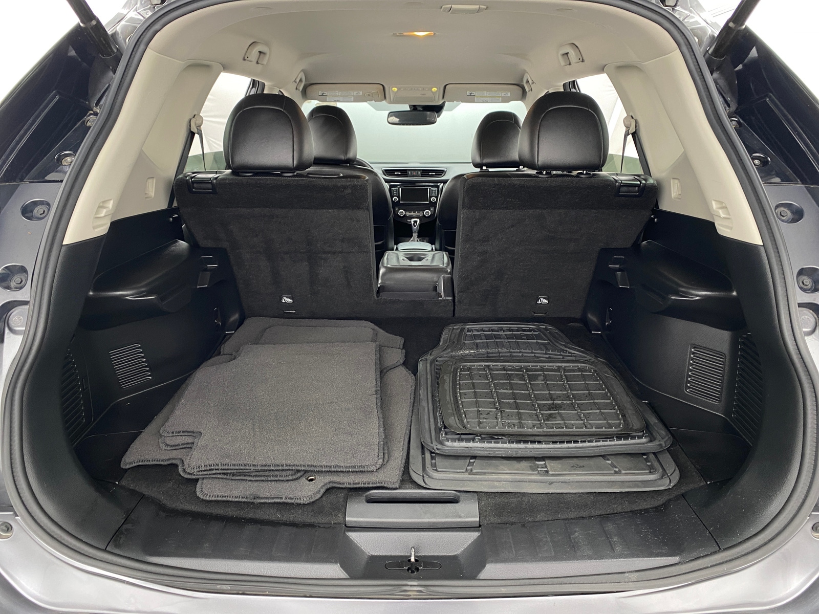 Thumbnail: 2019 Nissan Rogue - 6