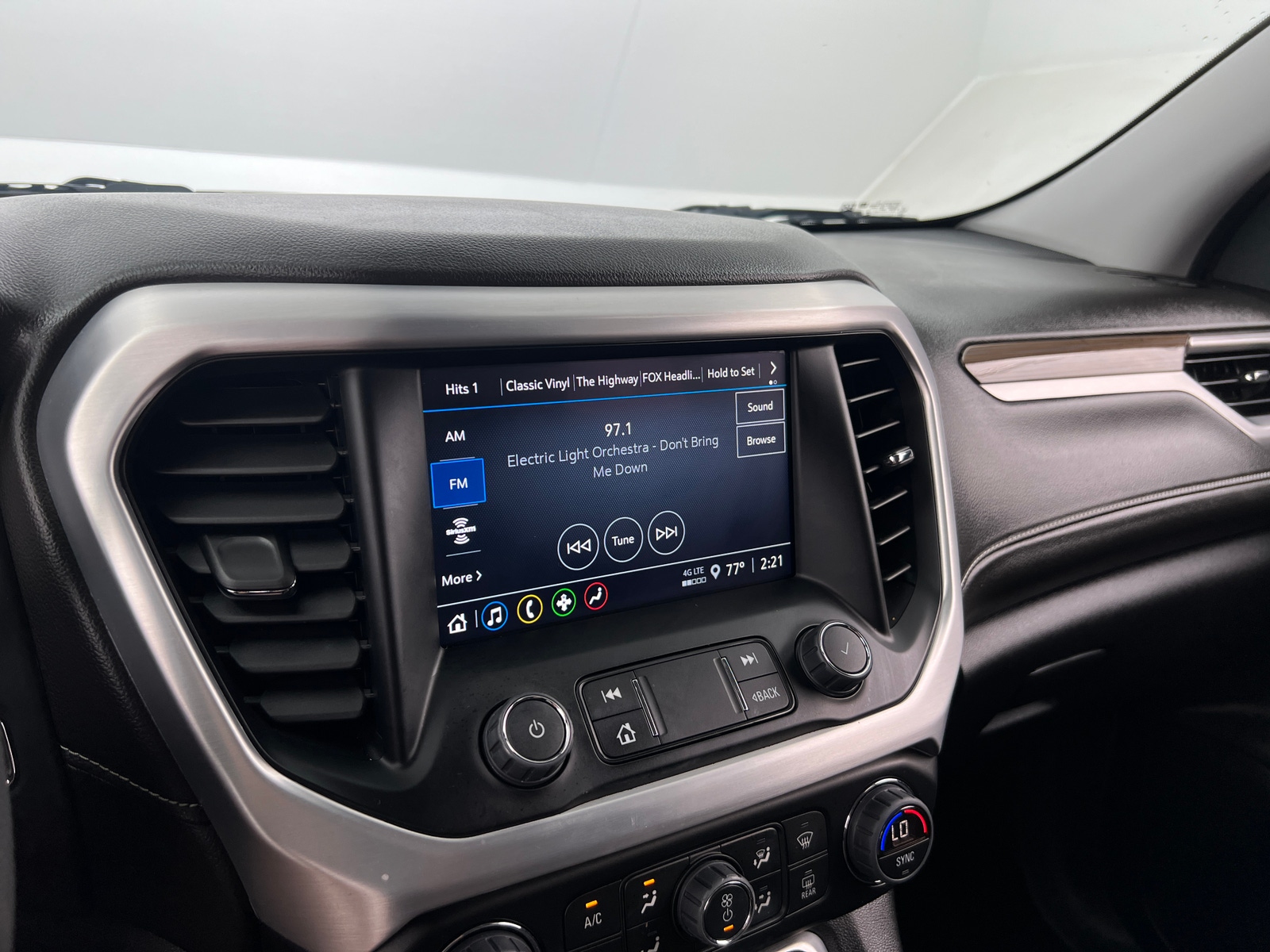 Thumbnail: 2023 GMC Acadia - 4