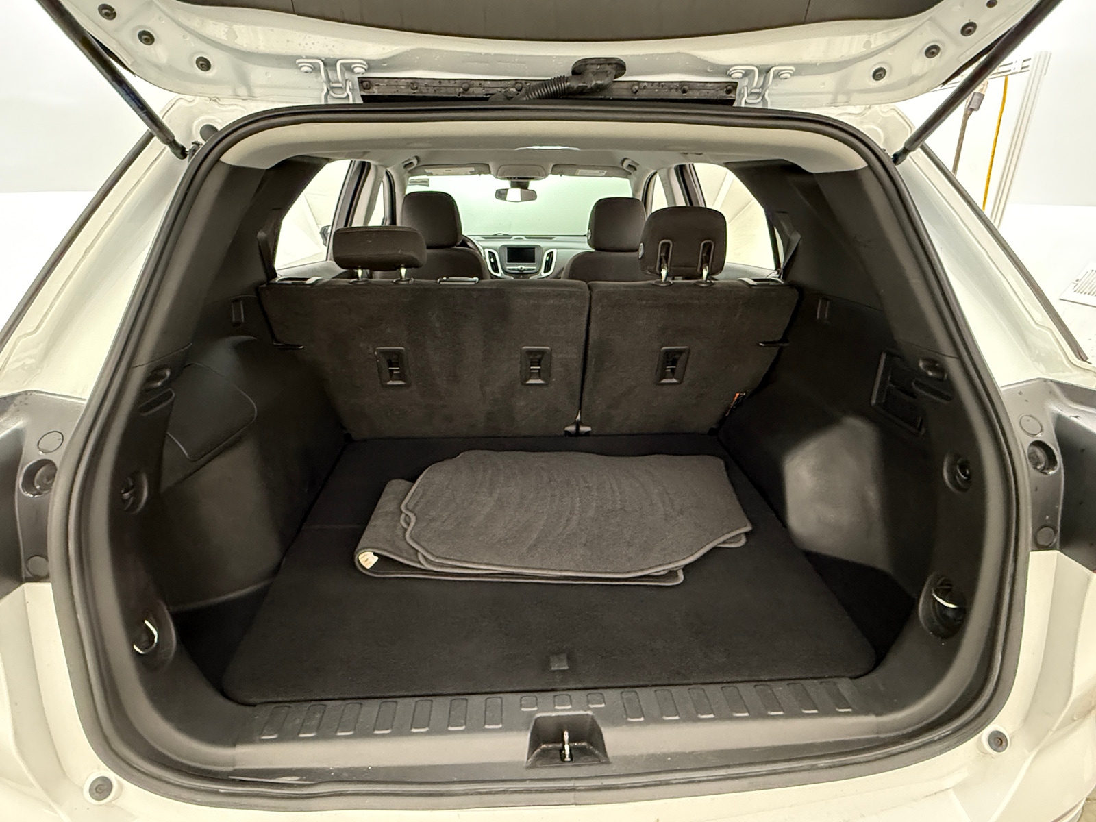 Thumbnail: 2020 Chevrolet Equinox - 7