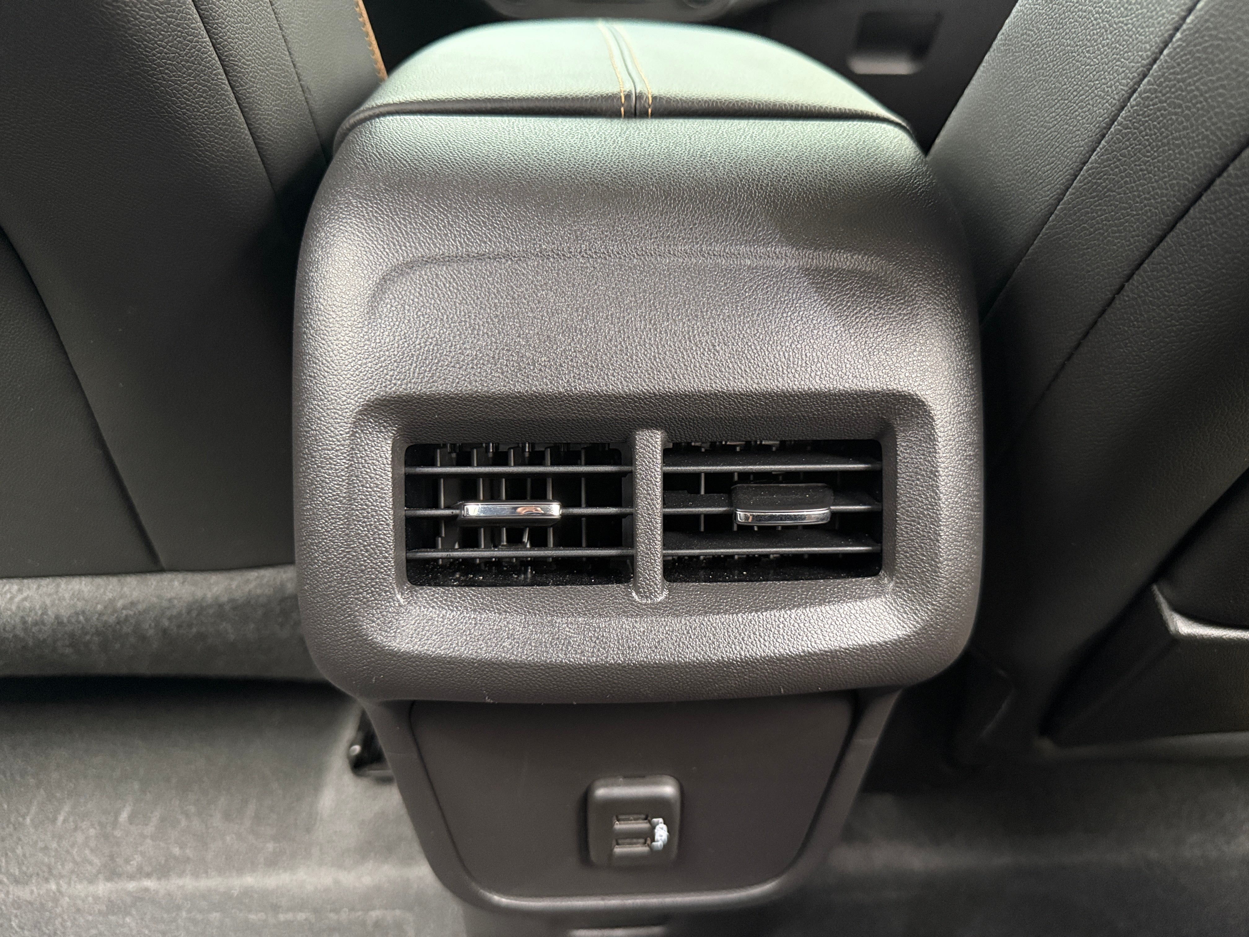 Image of 2024 GMC Terrain AT4