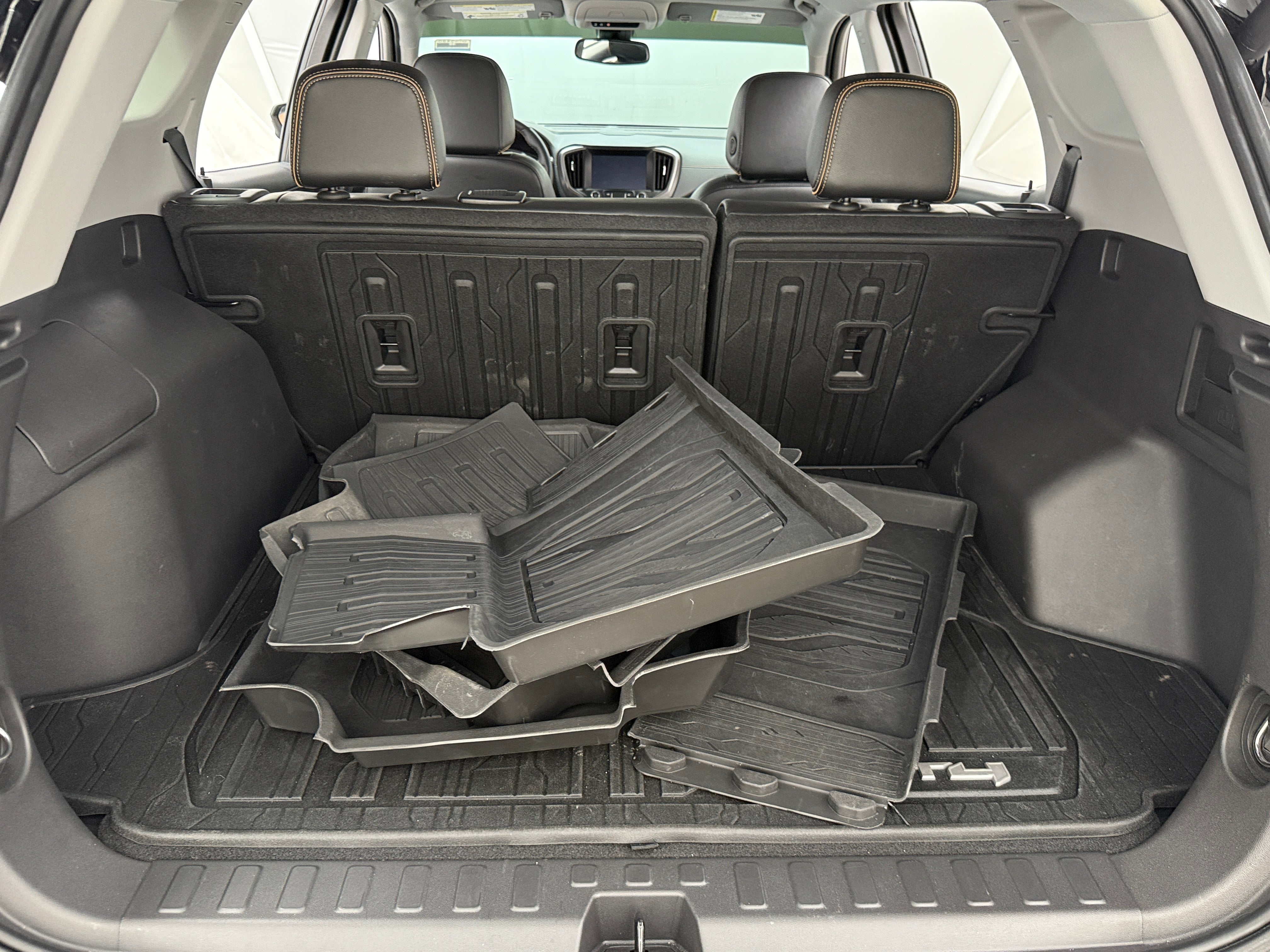 Image of 2024 GMC Terrain AT4