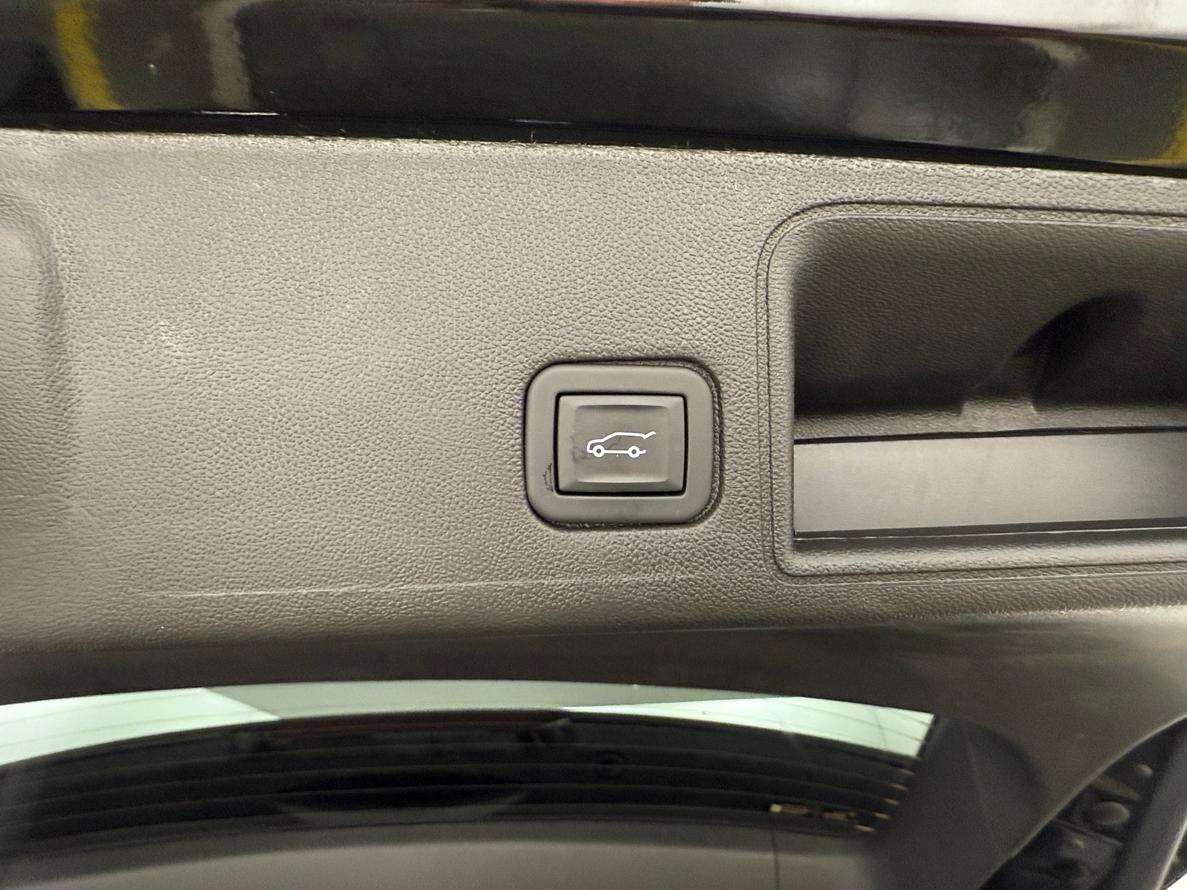 Image of 2024 GMC Terrain AT4