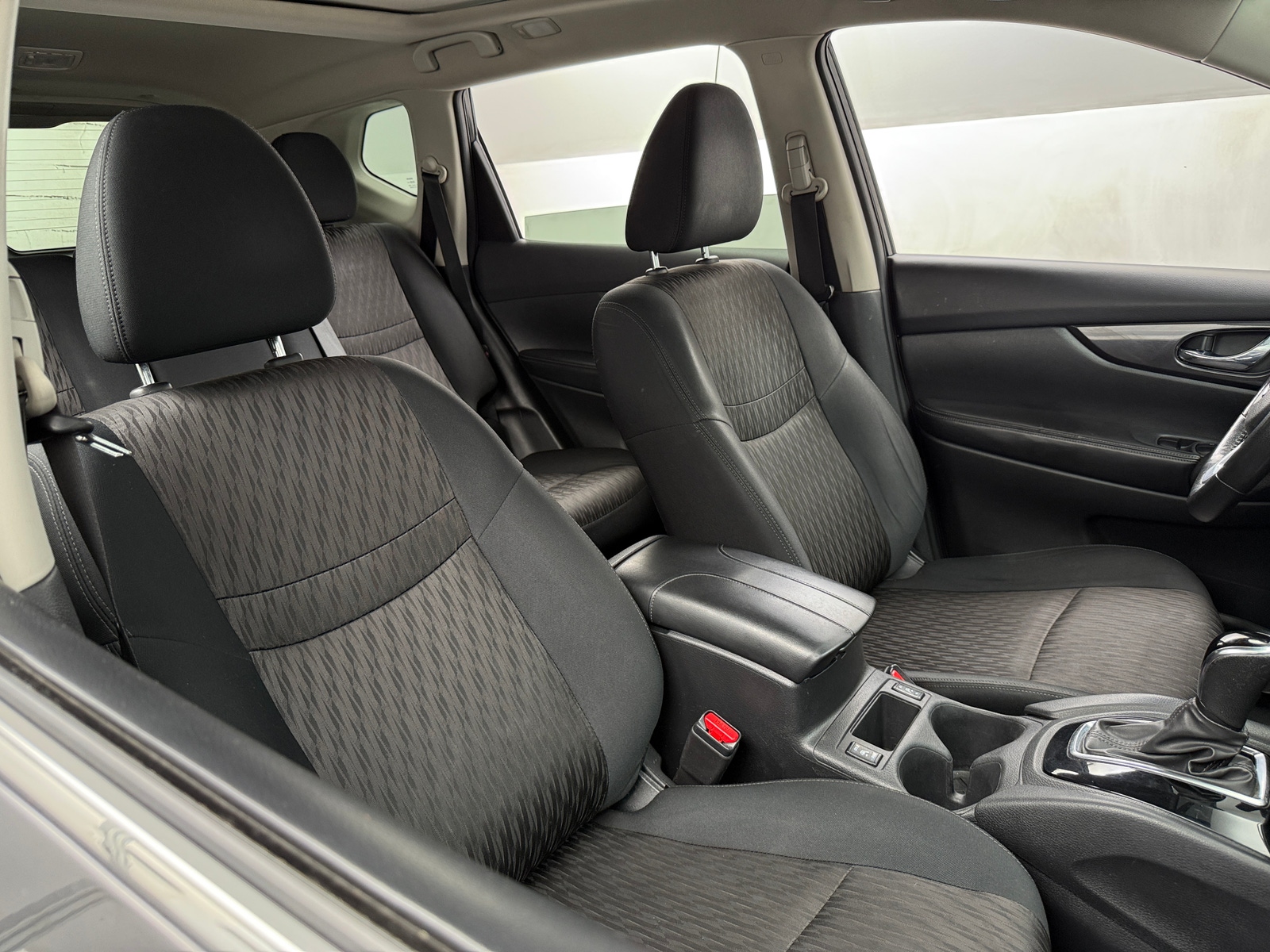 Thumbnail: 2018 Nissan Rogue - 2