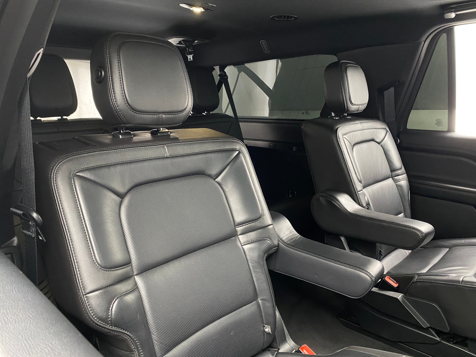 Thumbnail: 2018 Lincoln Navigator L - 5
