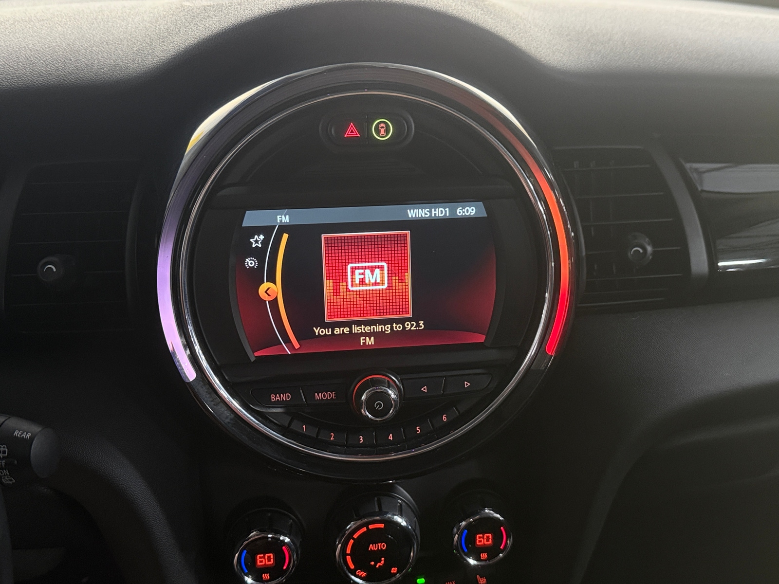 Thumbnail: 2020 MINI Cooper Hardtop - 3
