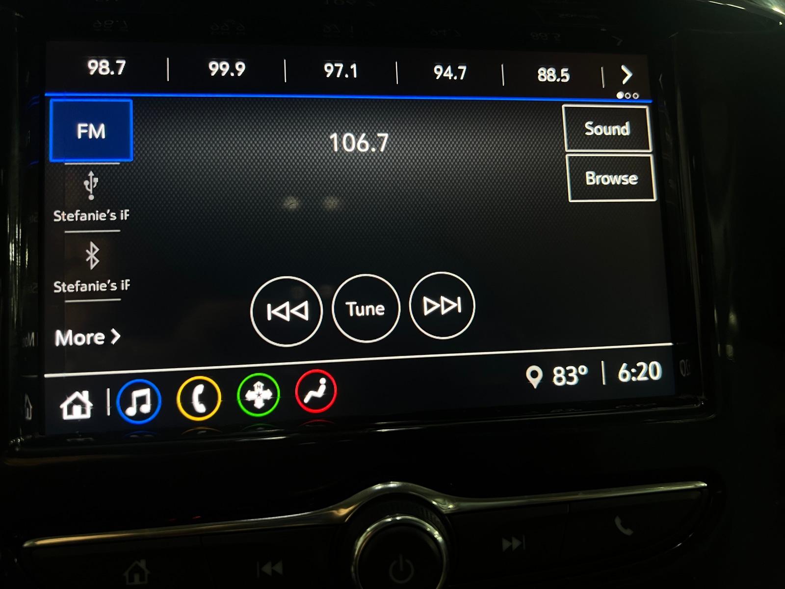 Thumbnail: 2020 Chevrolet Traverse - 4