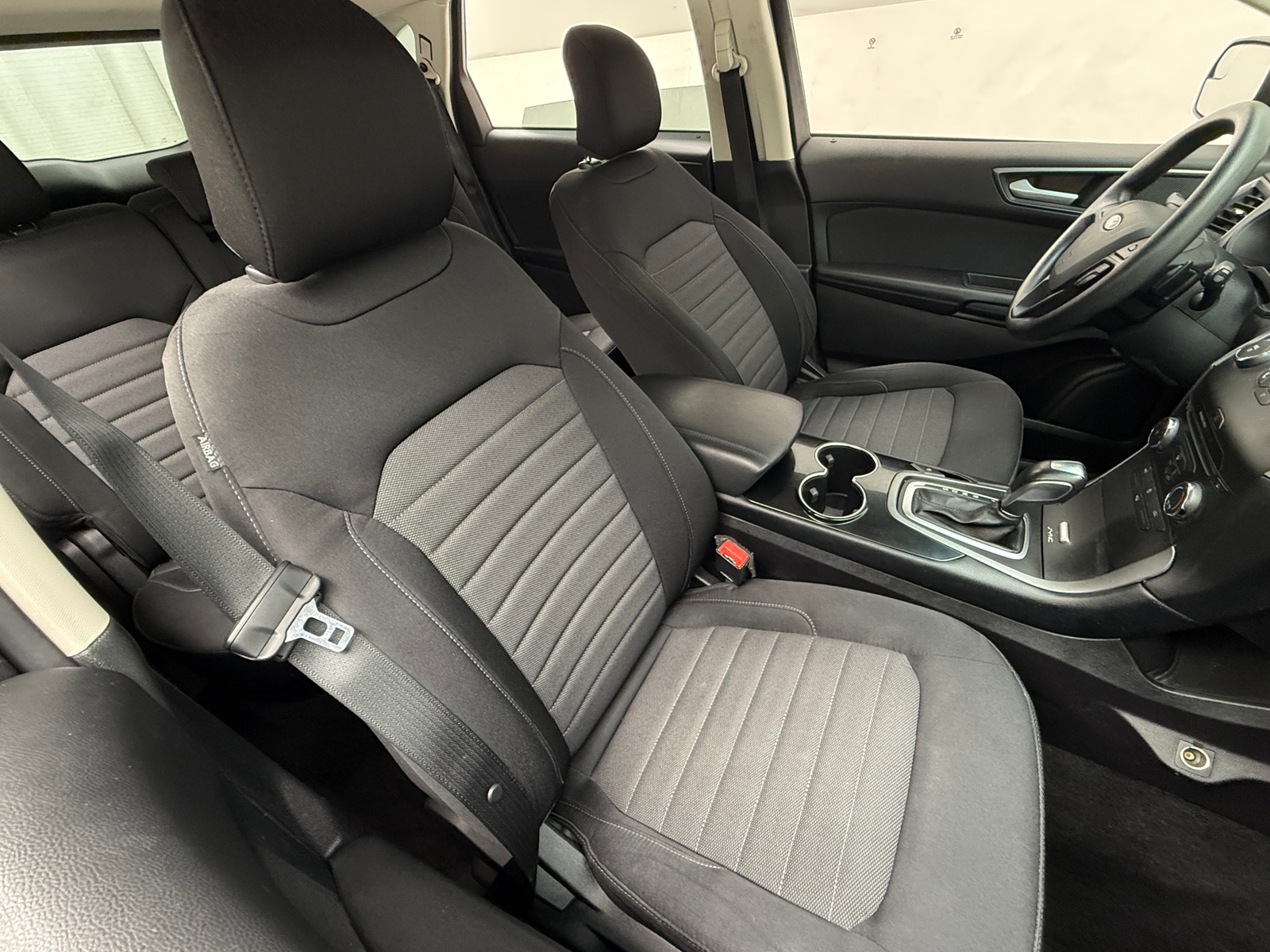 Thumbnail: 2016 Ford Edge - 2
