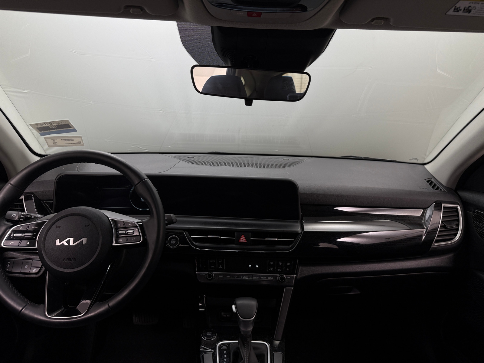 Thumbnail: 2024 Kia Seltos - 2