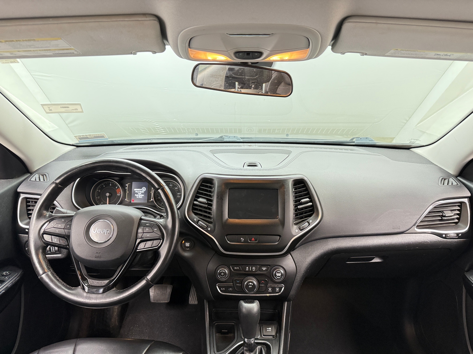 Thumbnail: 2020 Jeep Cherokee - 3