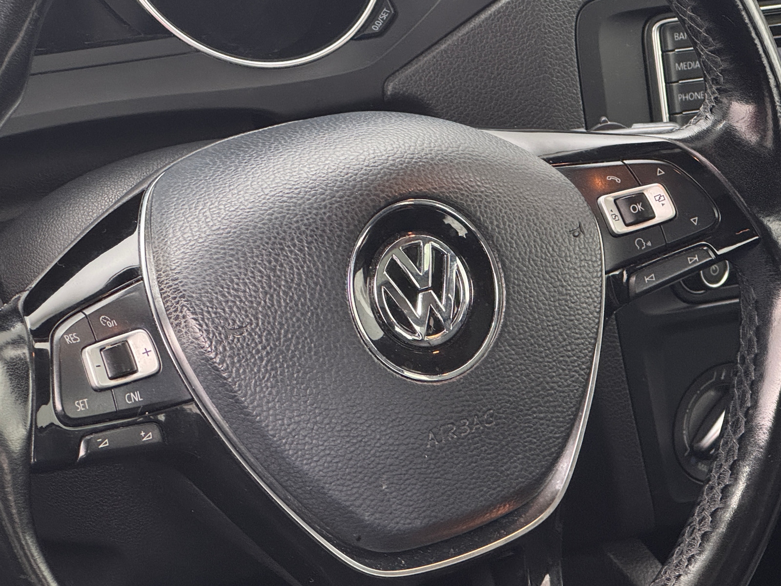 Thumbnail: 2016 Volkswagen Jetta - 4