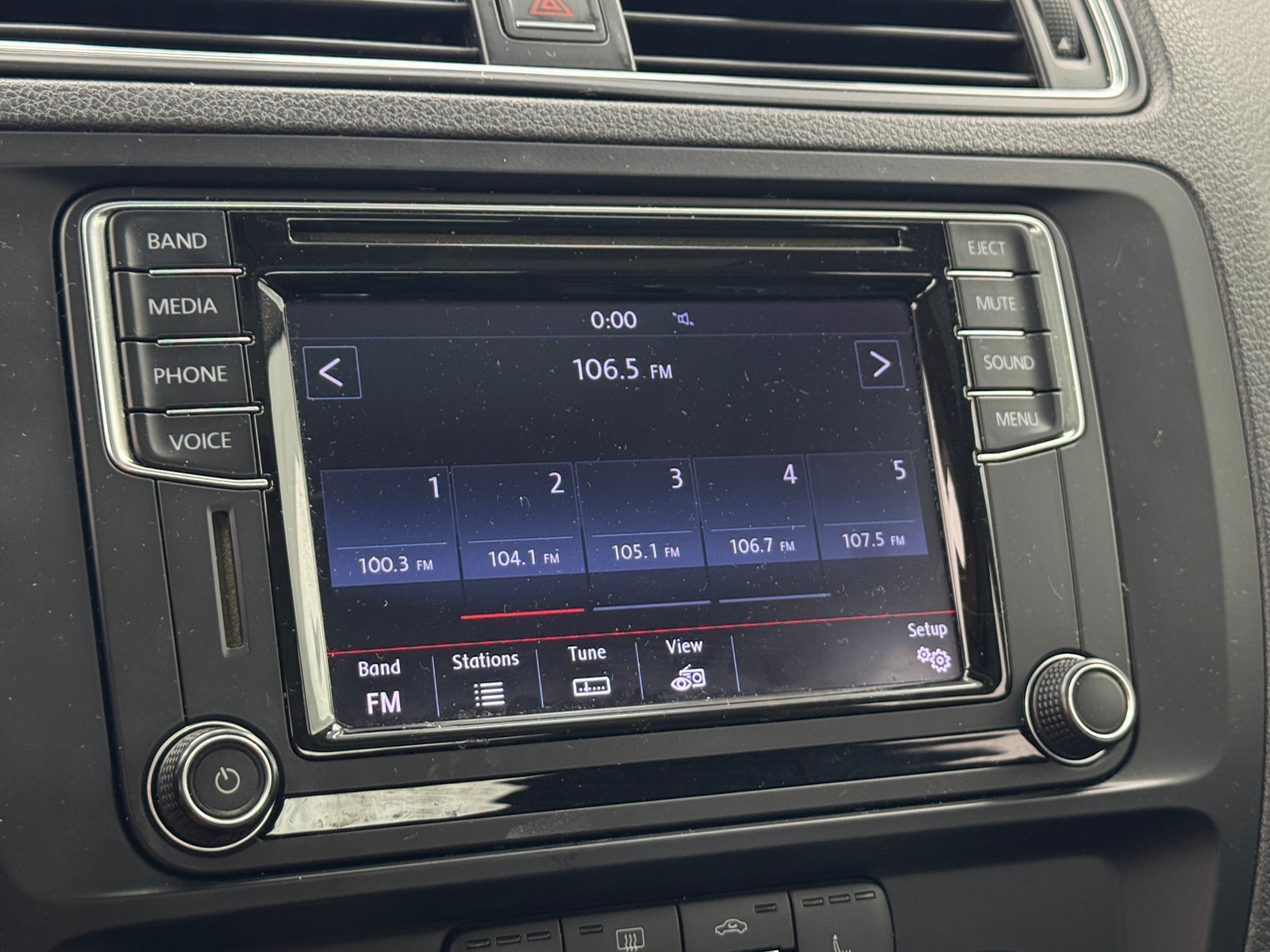 Thumbnail: 2016 Volkswagen Jetta - 3