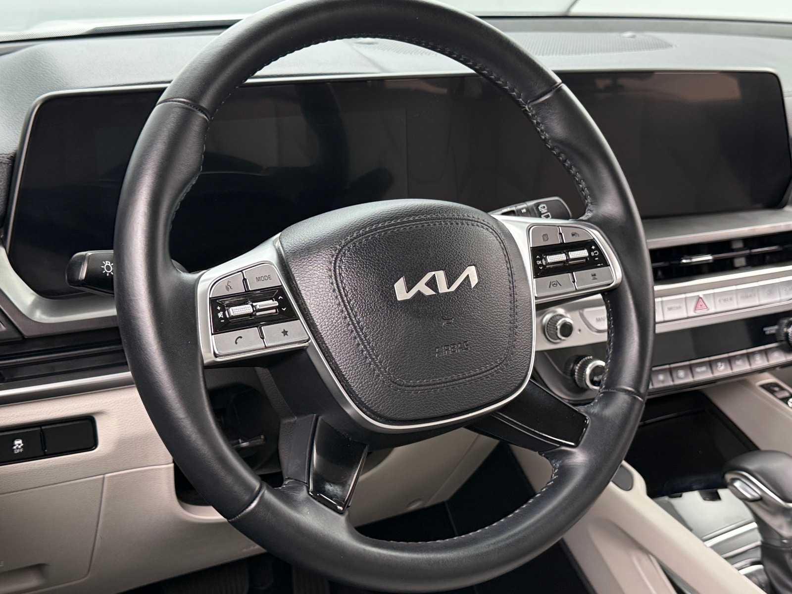Thumbnail: 2024 Kia Telluride - 4
